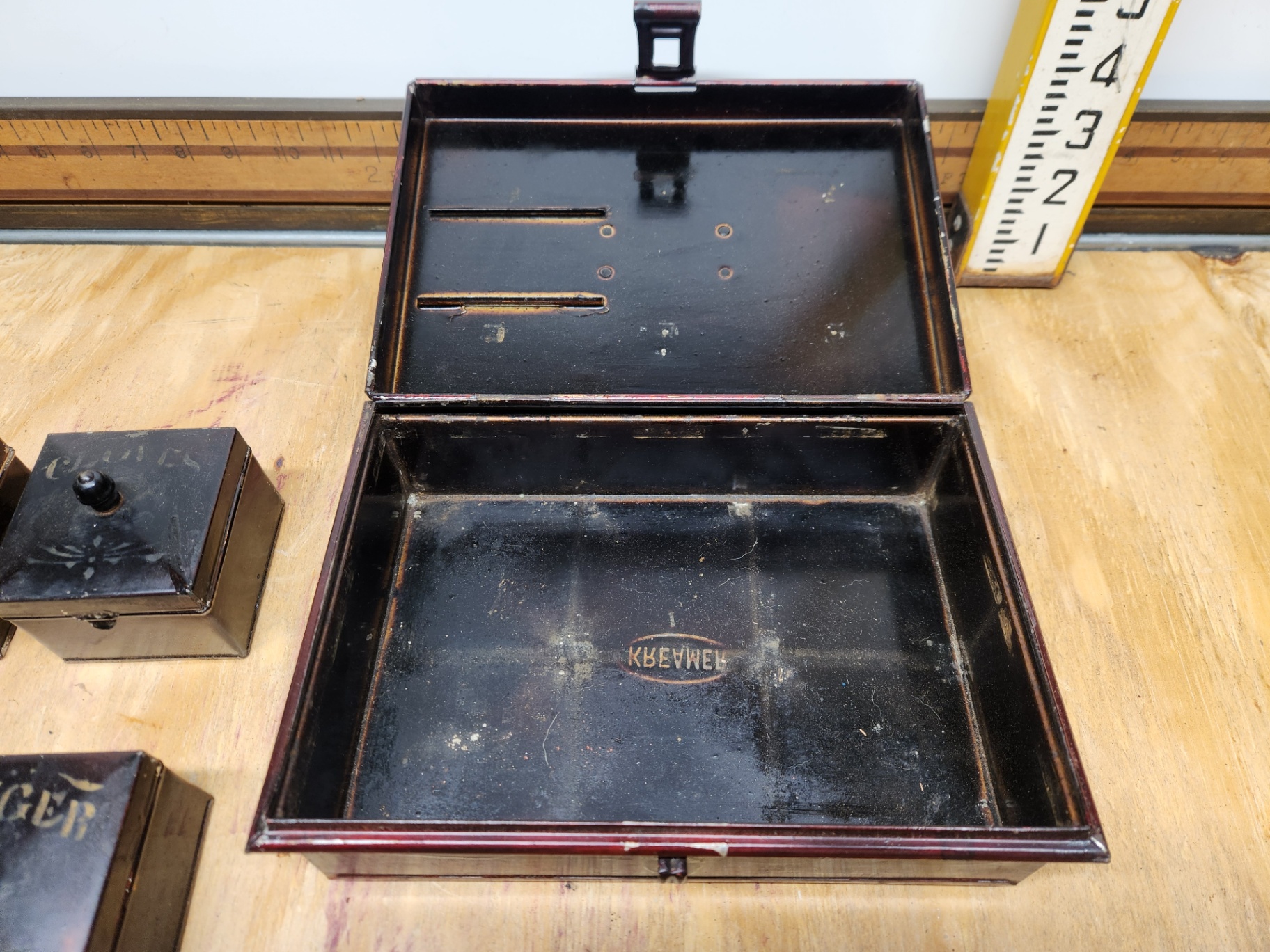 Vintage Kreamer Spice Tin Set - image 5 of 8