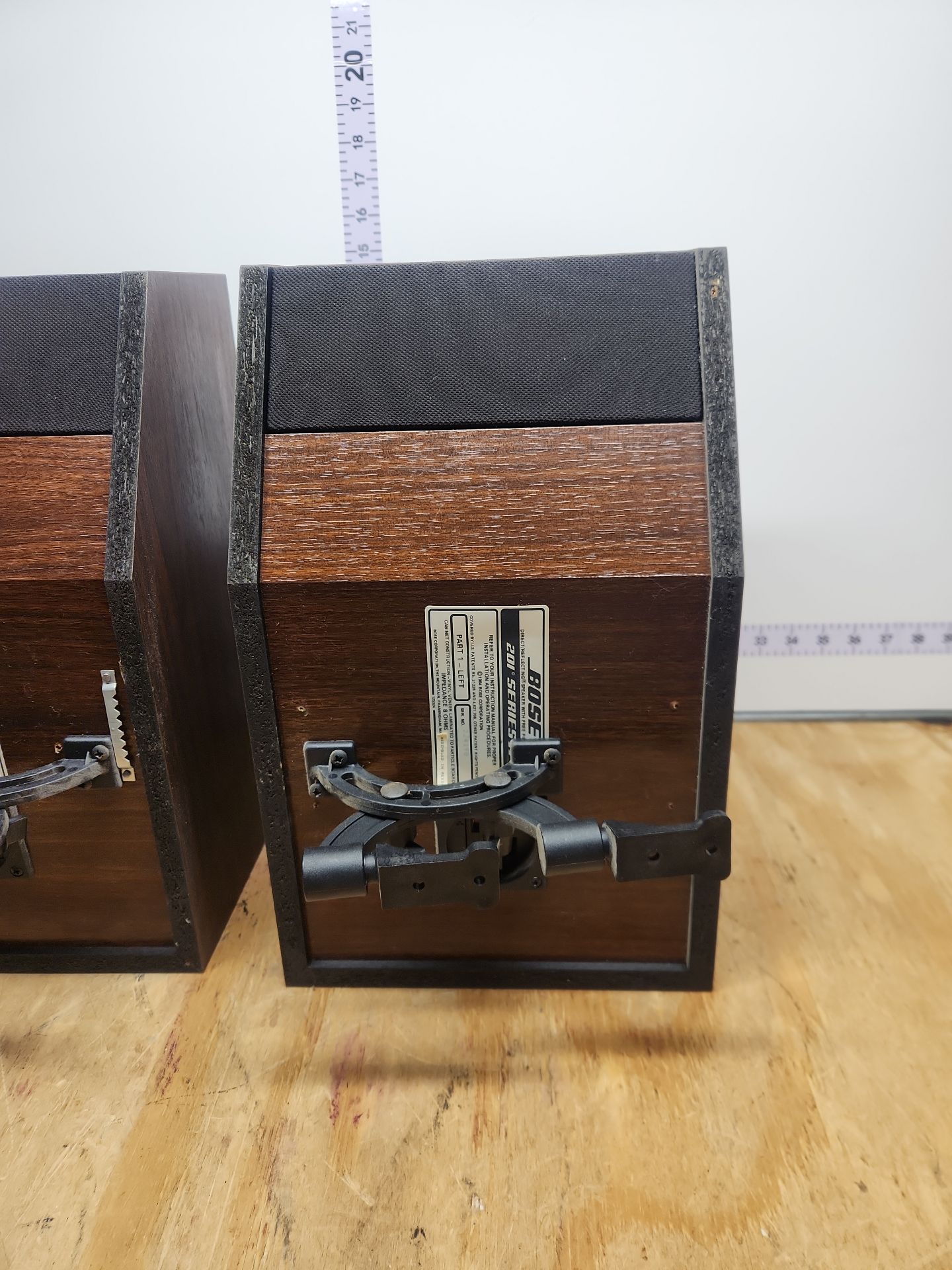 Bose 201 Series II Bookshelf Speakers - image 9 of 12