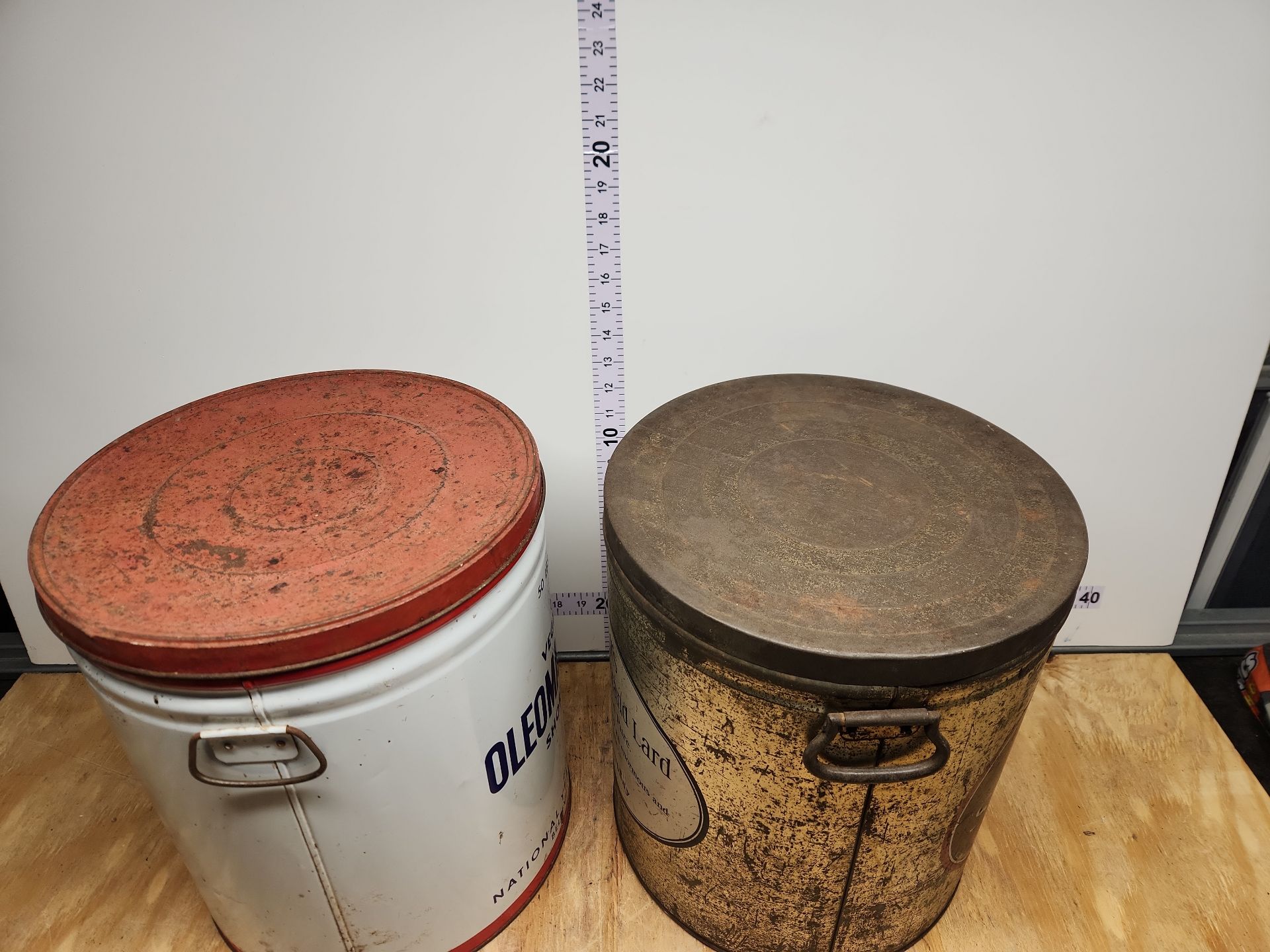 Shortening Tin Lot - image 10 of 11