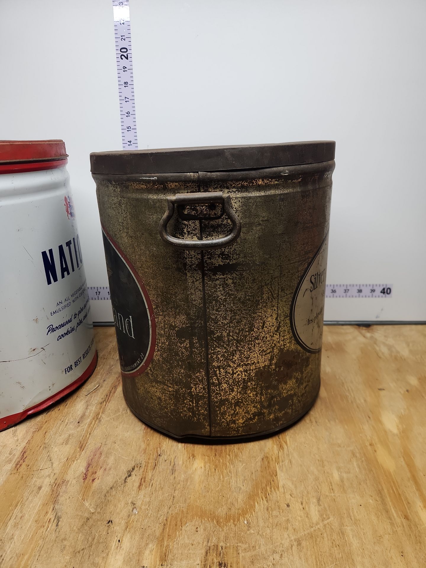 Shortening Tin Lot - image 5 of 11
