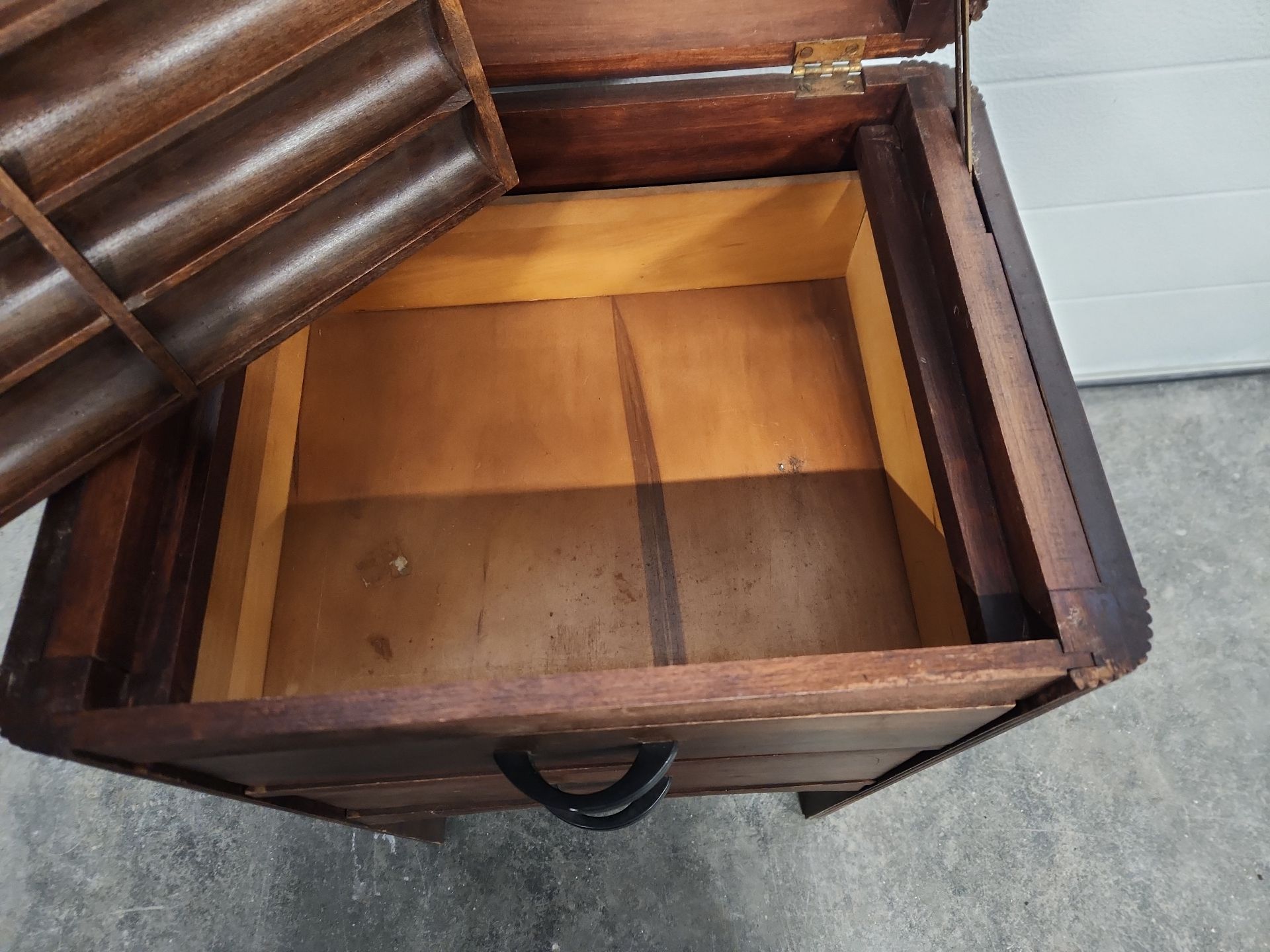 Vintage Sewing Stand - image 6 of 16