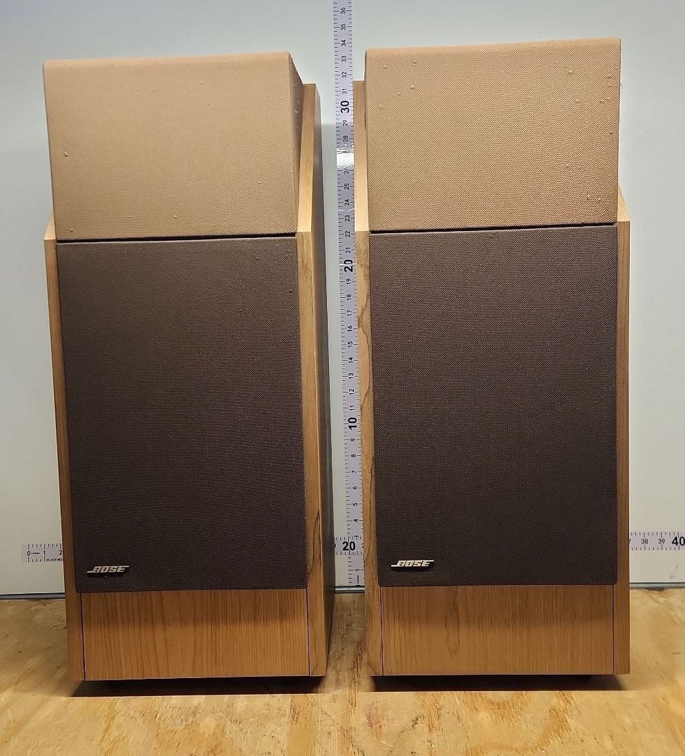 Bose 601 Series III Speakers - image 1 of 18