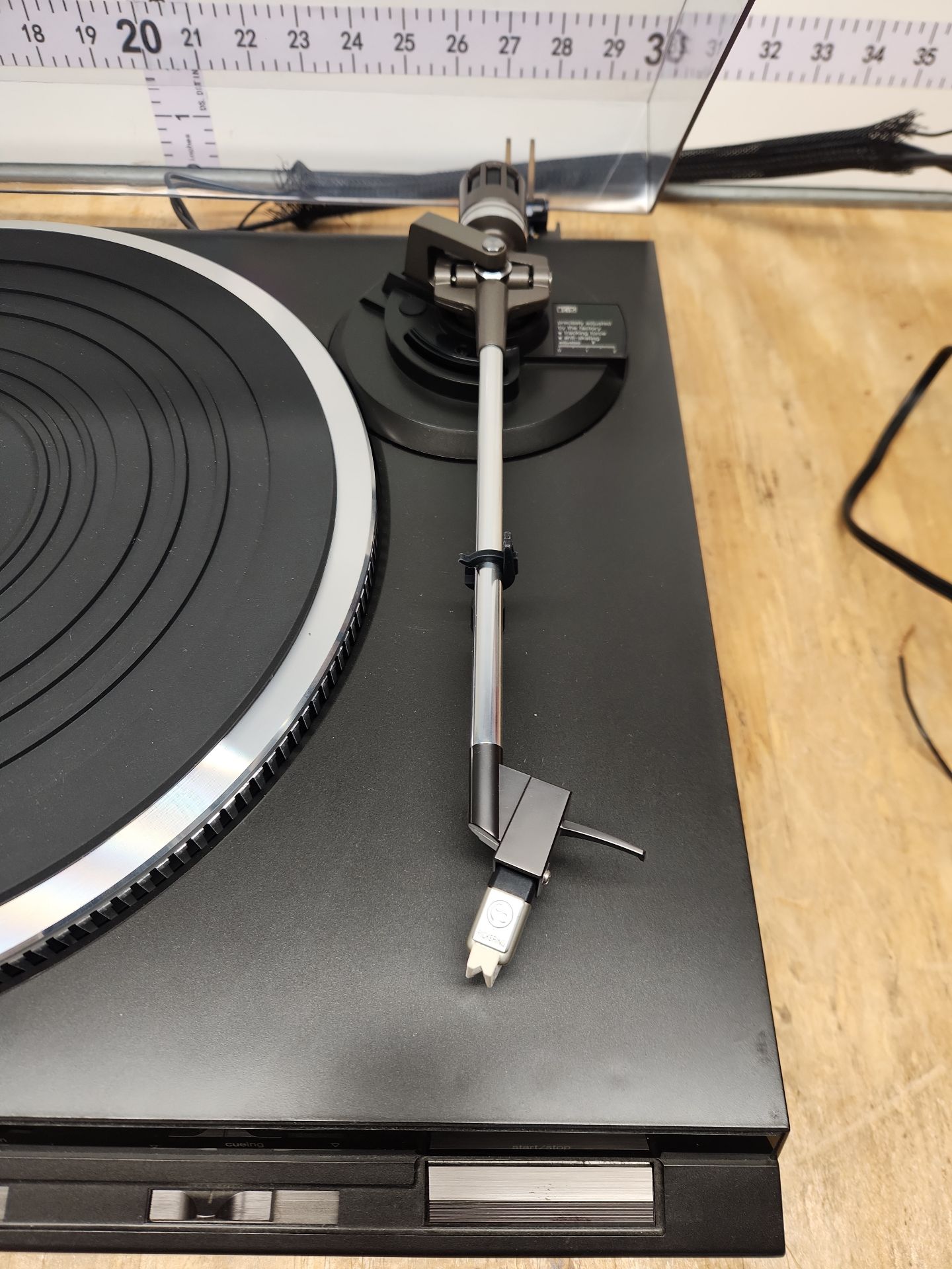 Technics SL-DD33 Turntable - image 6 of 12