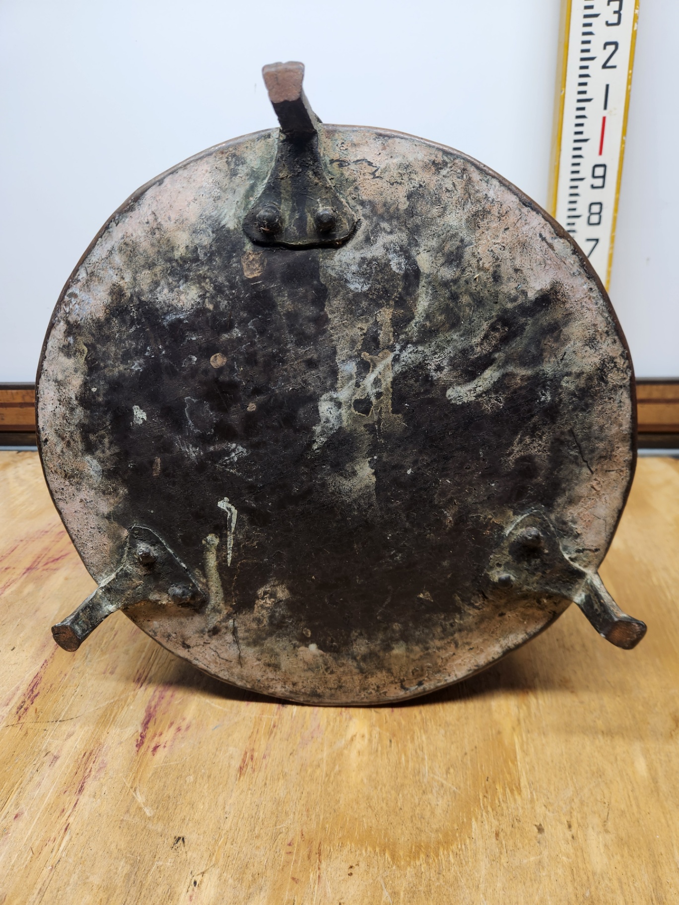 Vintage Brass & Copper Covered Urn - image 5 of 6