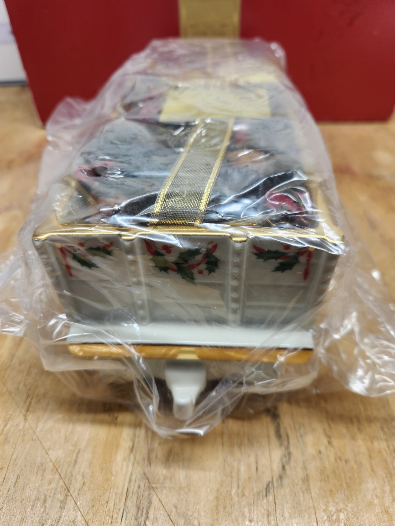 Lenox Holiday Junction Wagon With Potpourri  - image 3 of 10