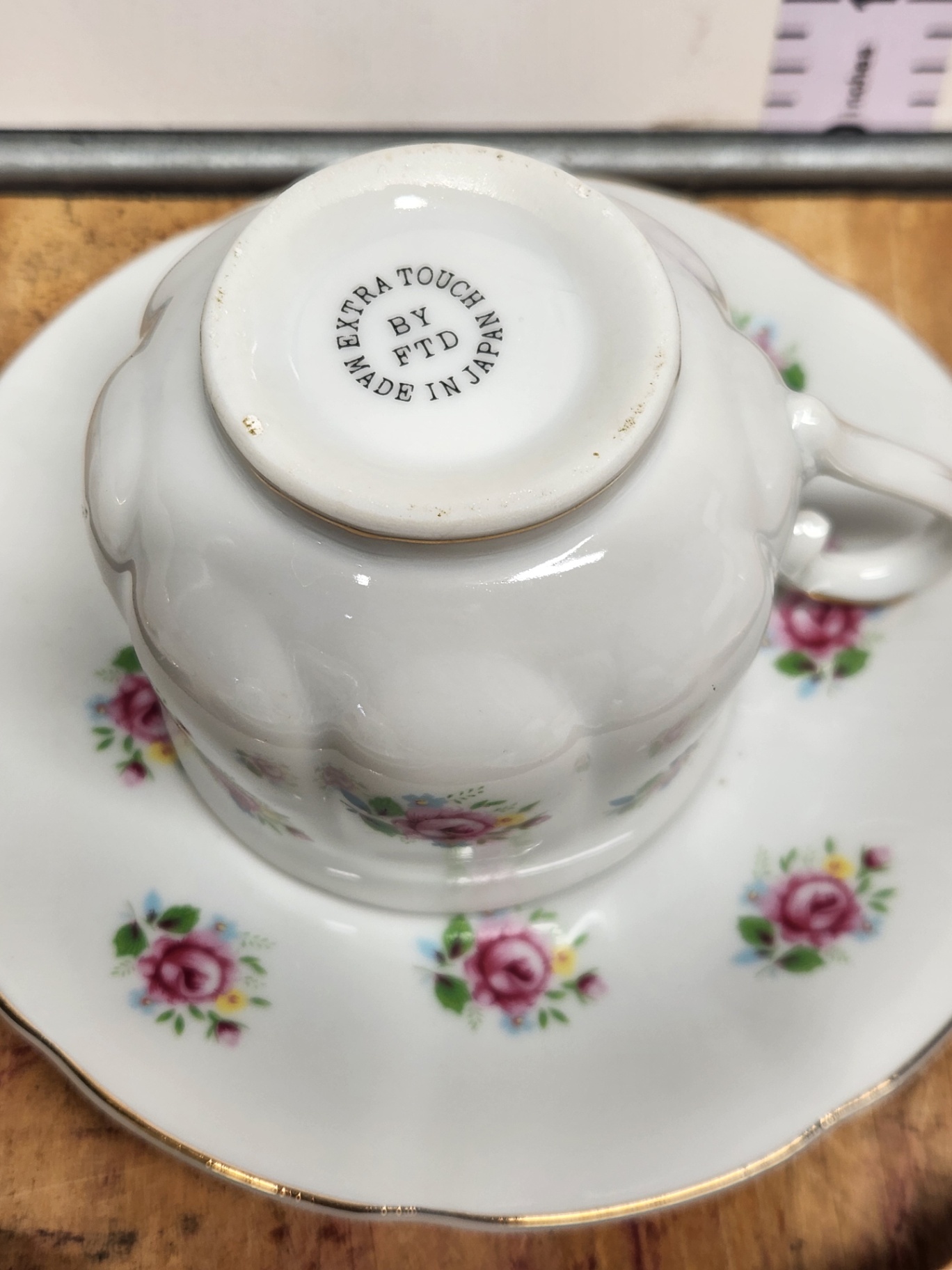 Cups & Saucers - image 13 of 15