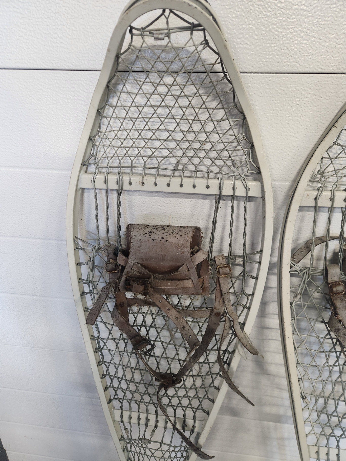 Vintage Magline Snowshoes - image 5 of 9