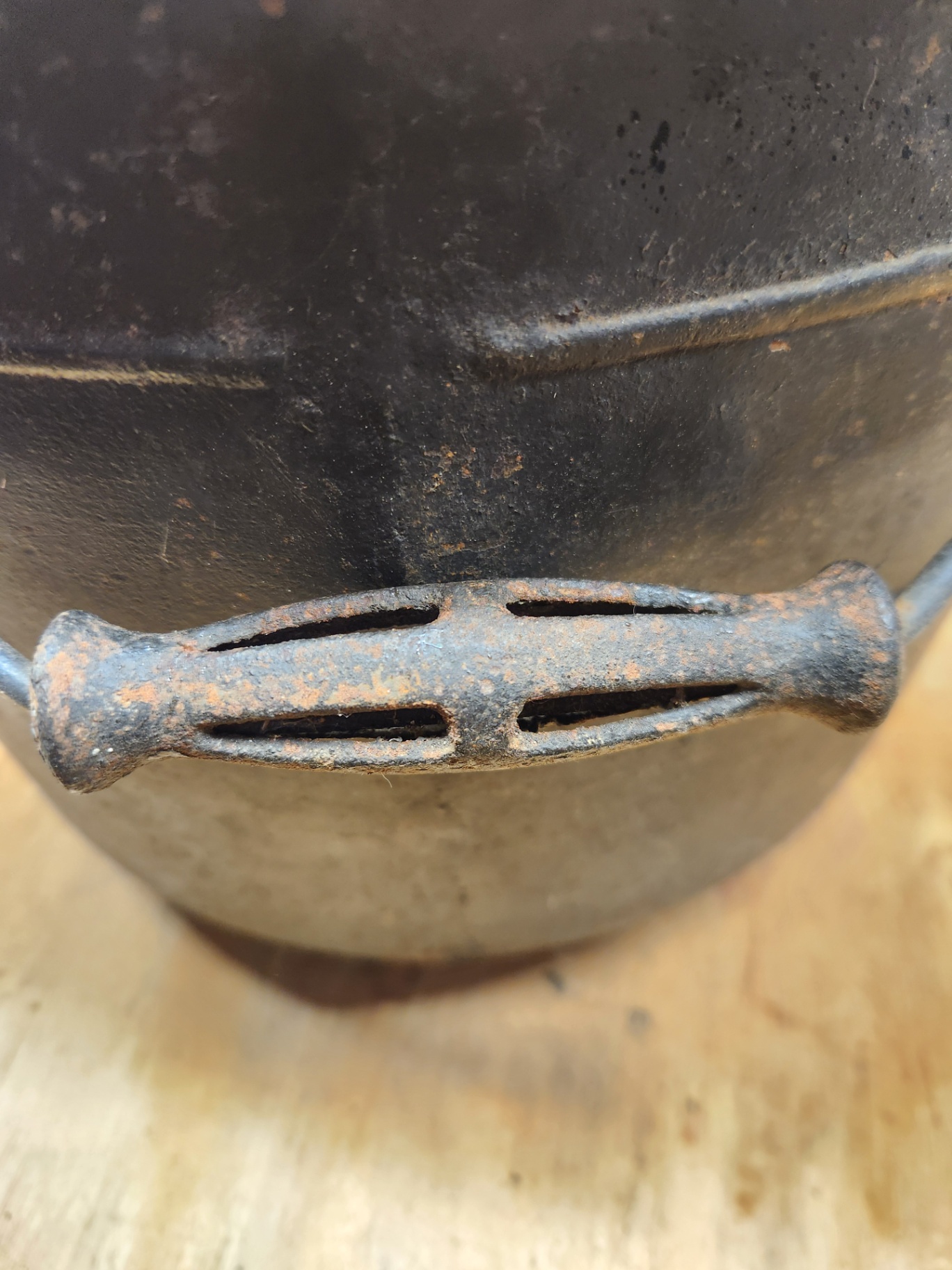 Cast Iron Cauldron - image 7 of 7