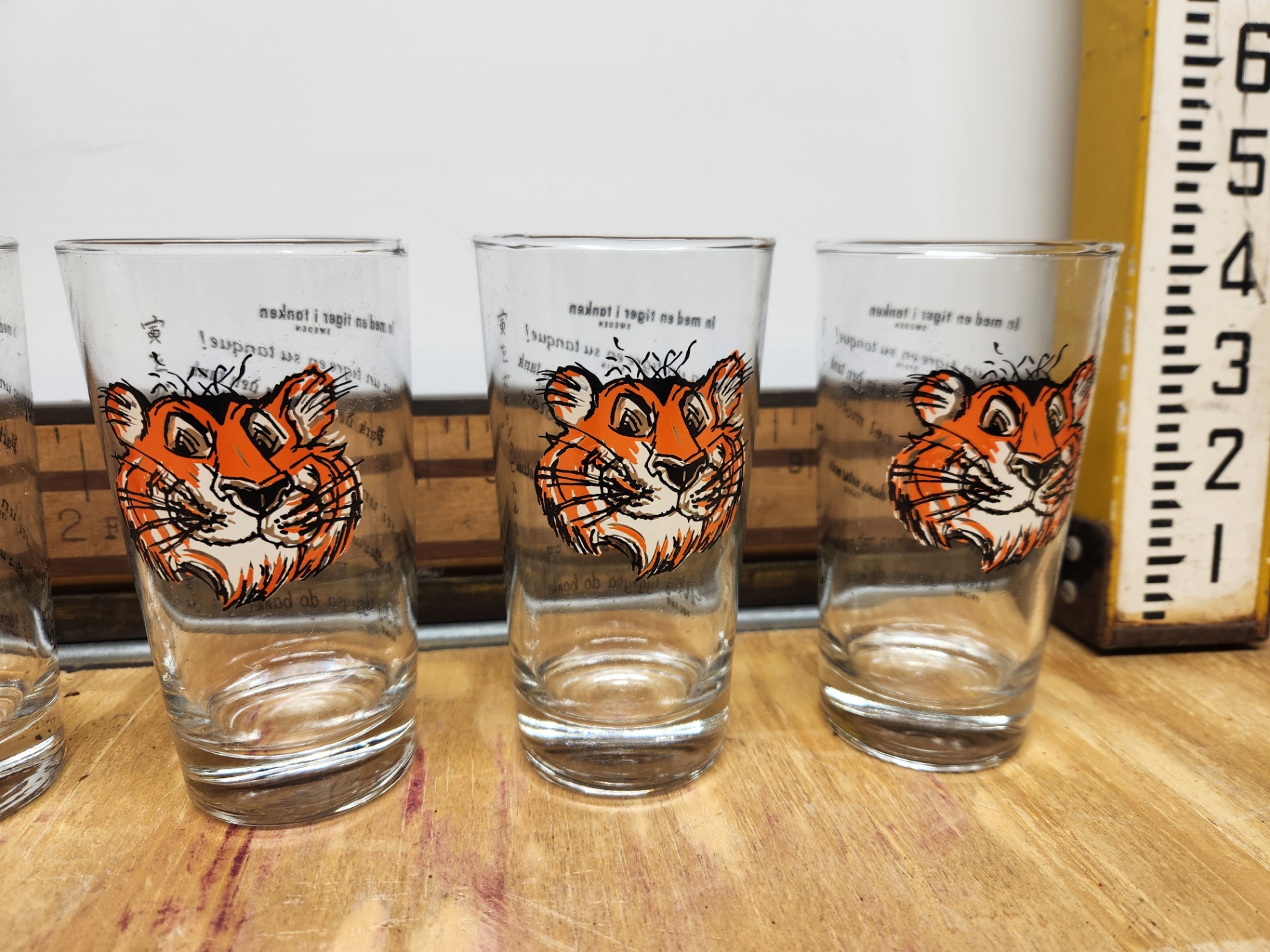 Vintage Libbey 1960's ESSO/EXXON Tiger in Your Tank Drinking Glasses - image 3 of 7