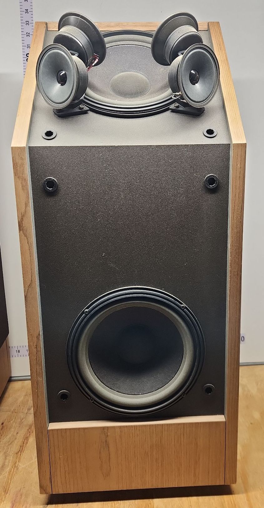 Bose 601 Series III Speakers - image 17 of 18