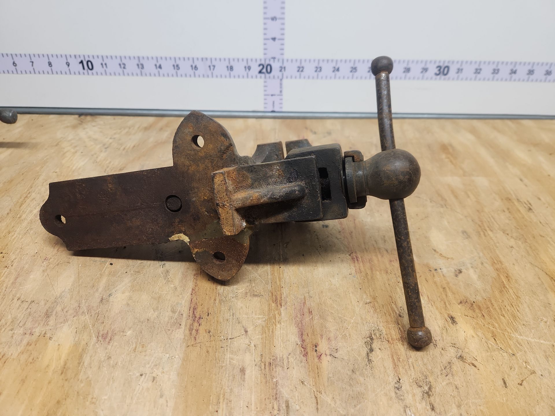 Vise Lot - image 16 of 16