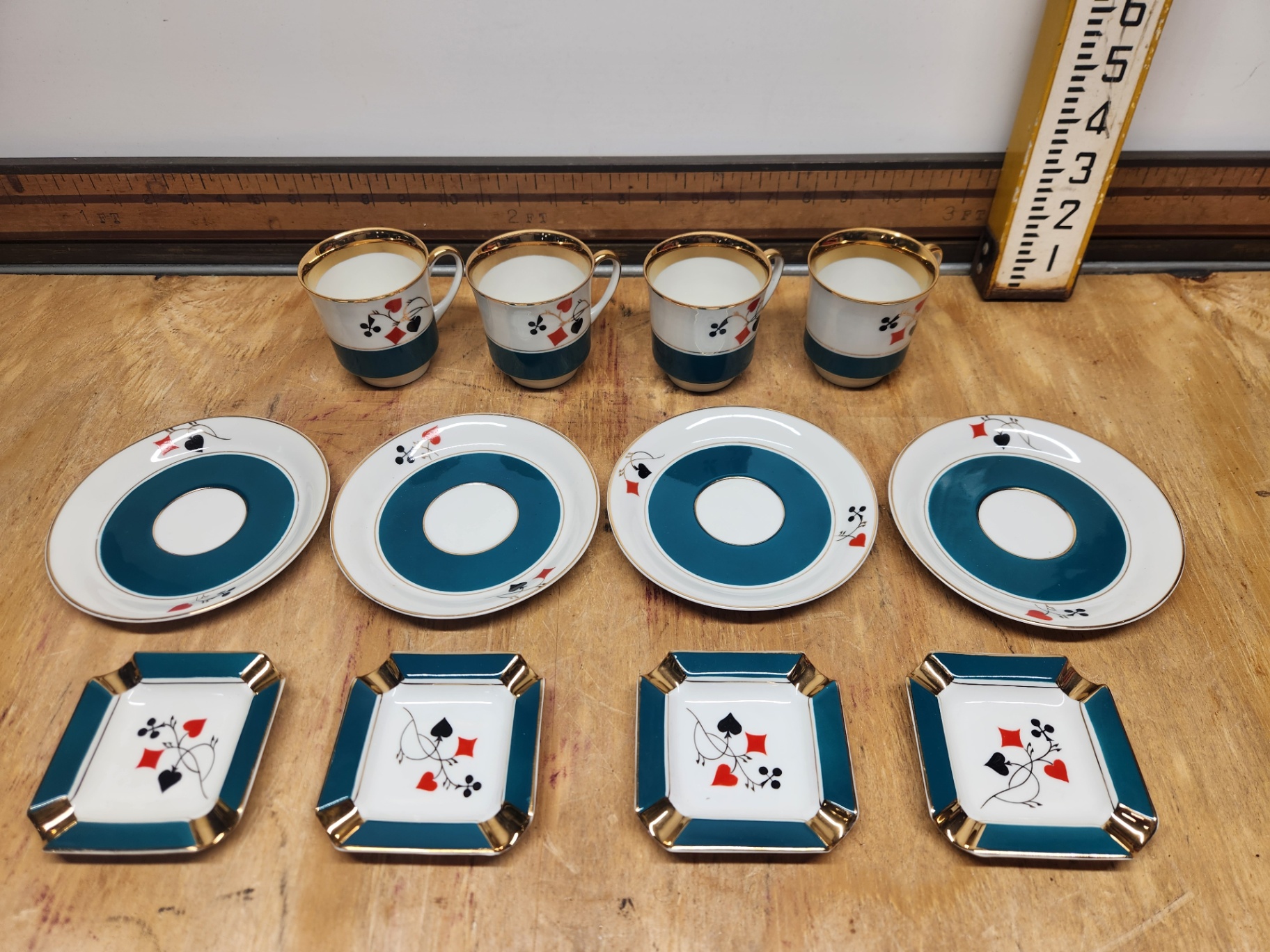 Polish 4 Suits Set - image 1 of 17
