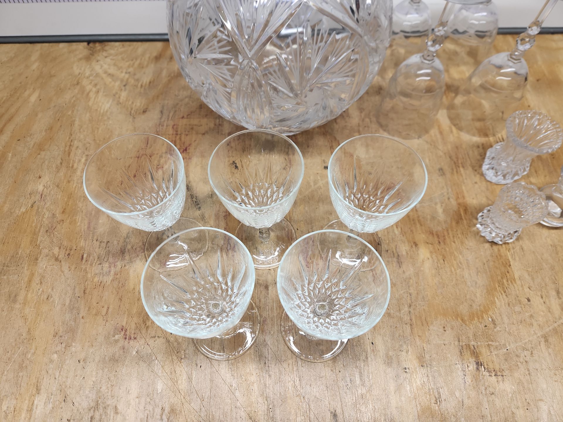 Miscellaneous Clear Glass Lot - image 7 of 21