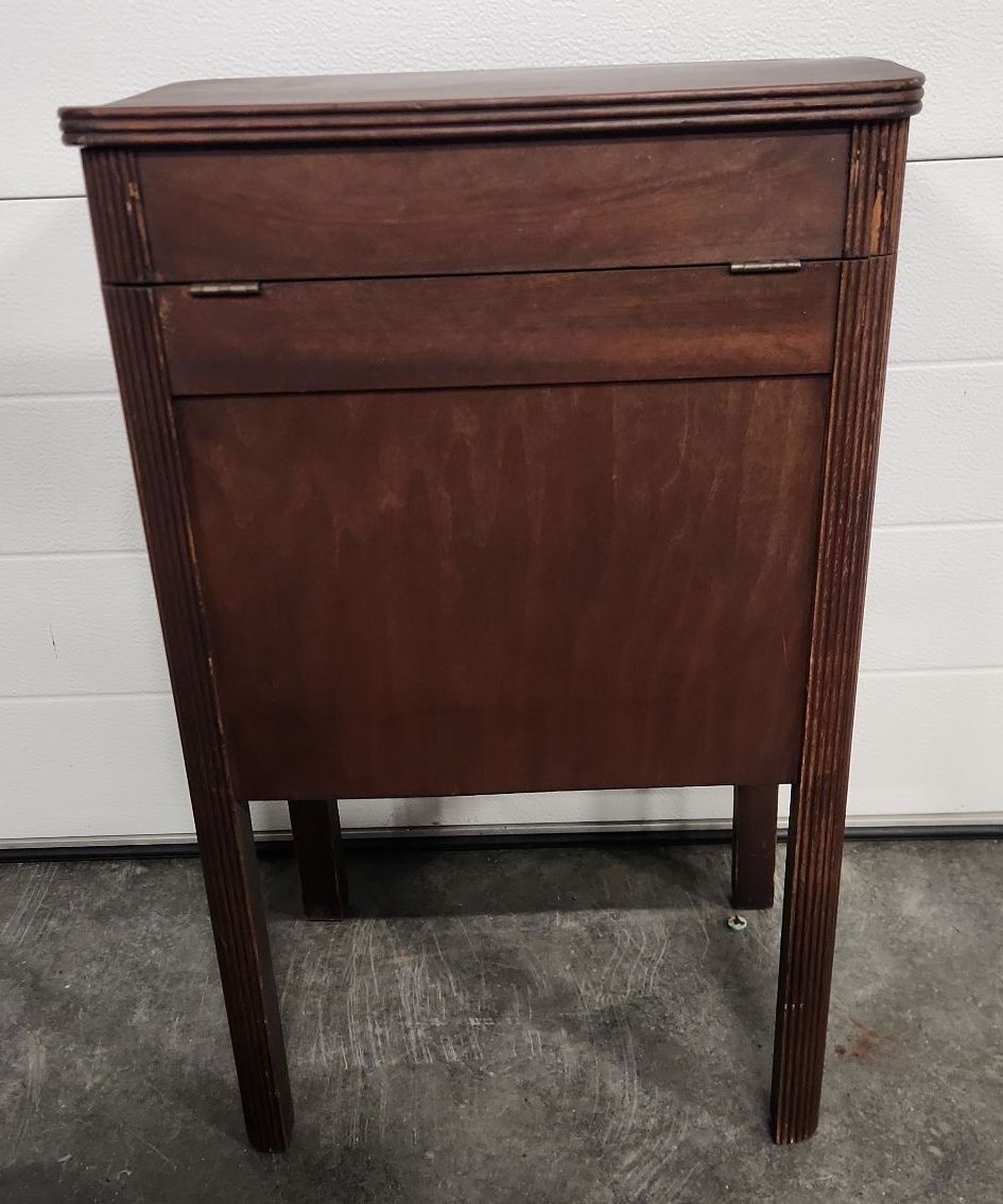Vintage Sewing Stand - image 15 of 16