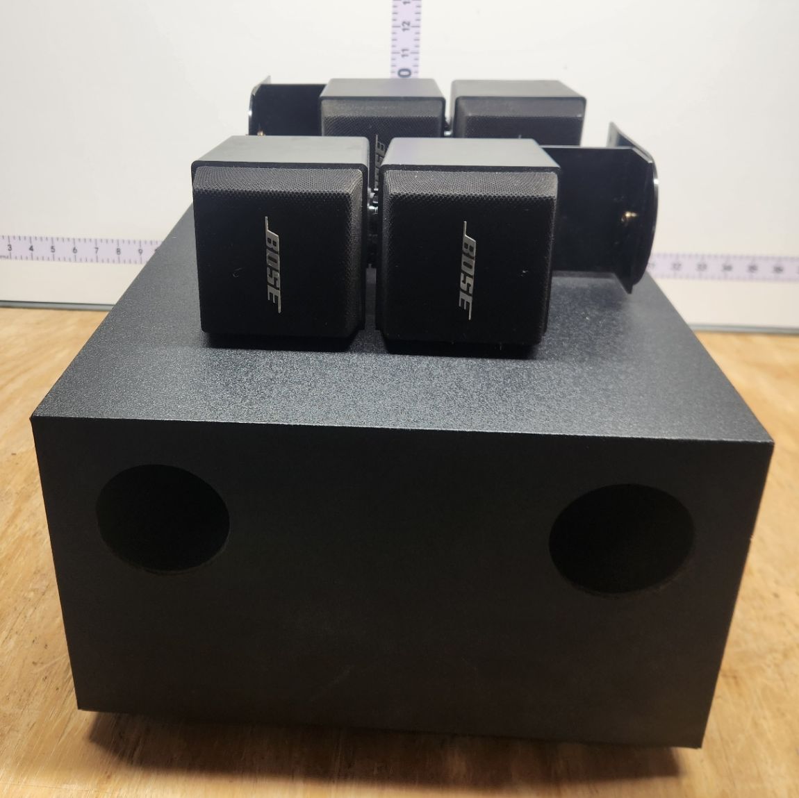 Bose AM-5 Acoustimass cube speaker system - image 1 of 10