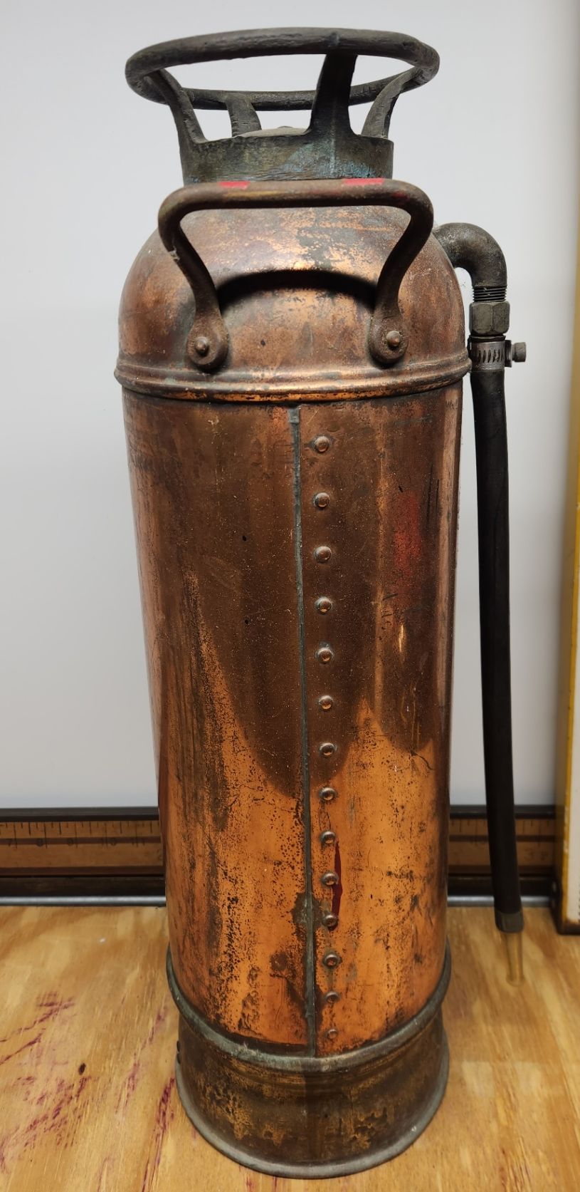 Vintage Badger's Fire Extinguisher - image 4 of 6