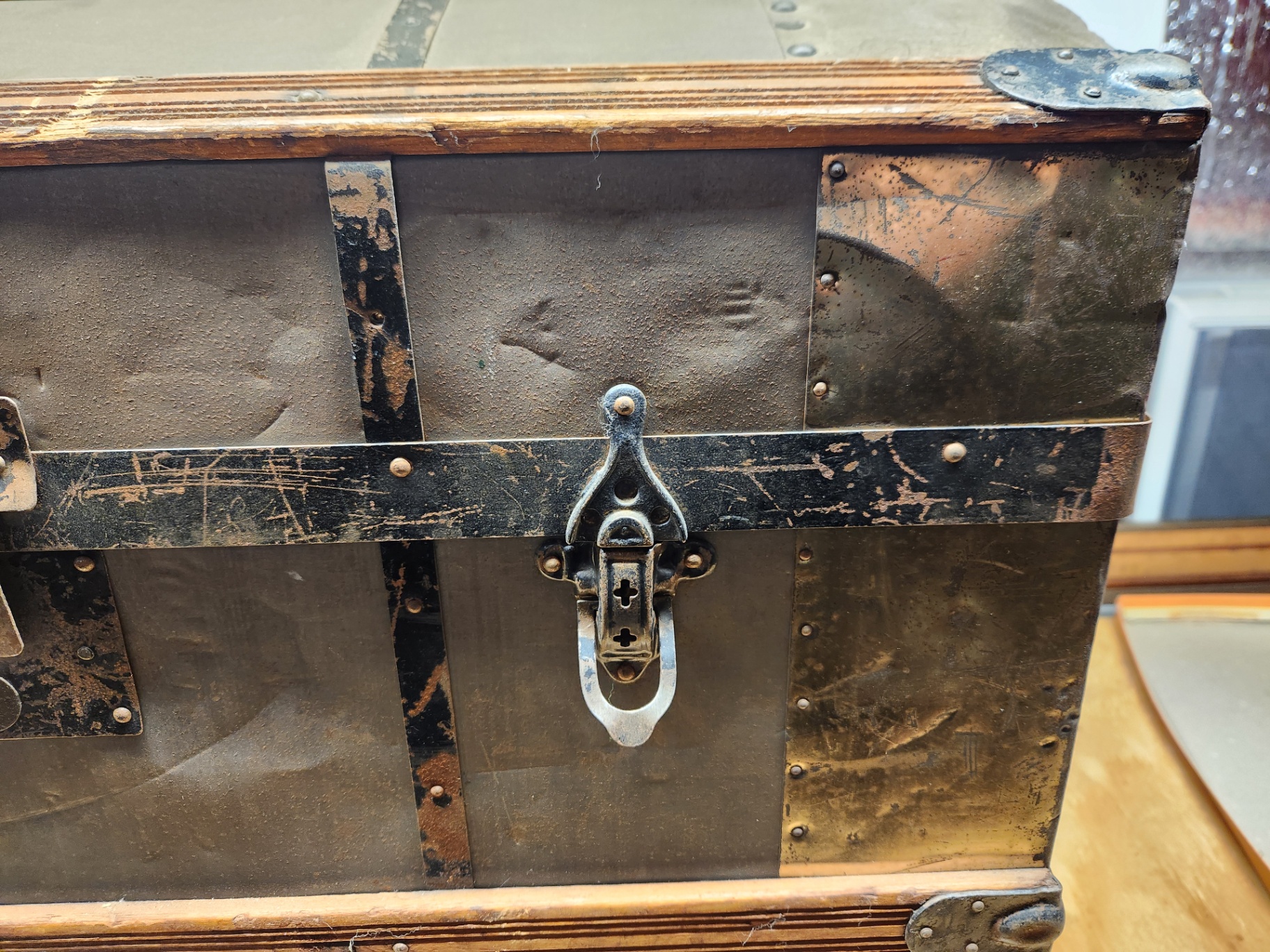 Vintage Dome Top Steamer Trunk - image 4 of 10