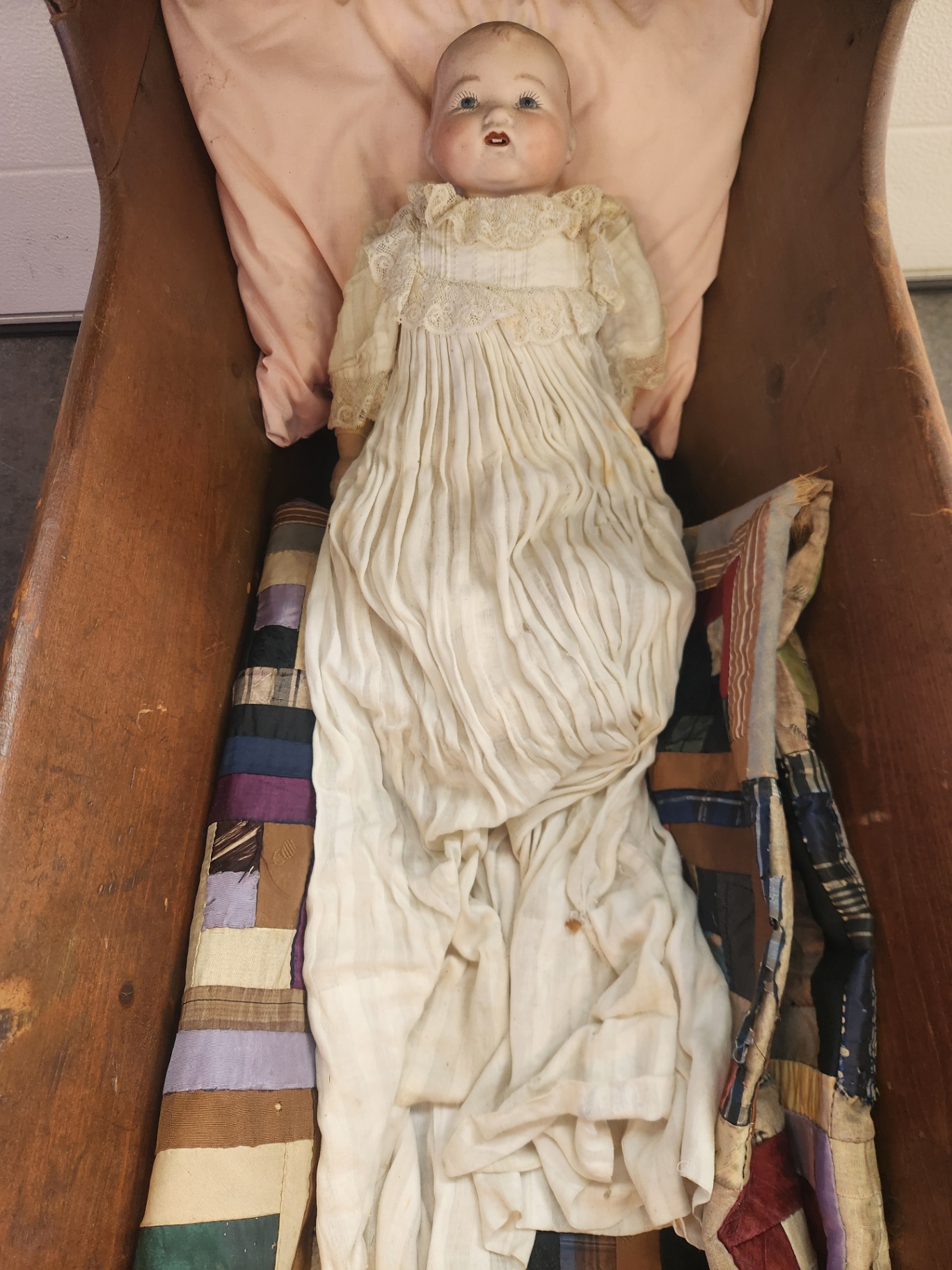 Cradle, Doll, Quilts & Pillow - image 6 of 24