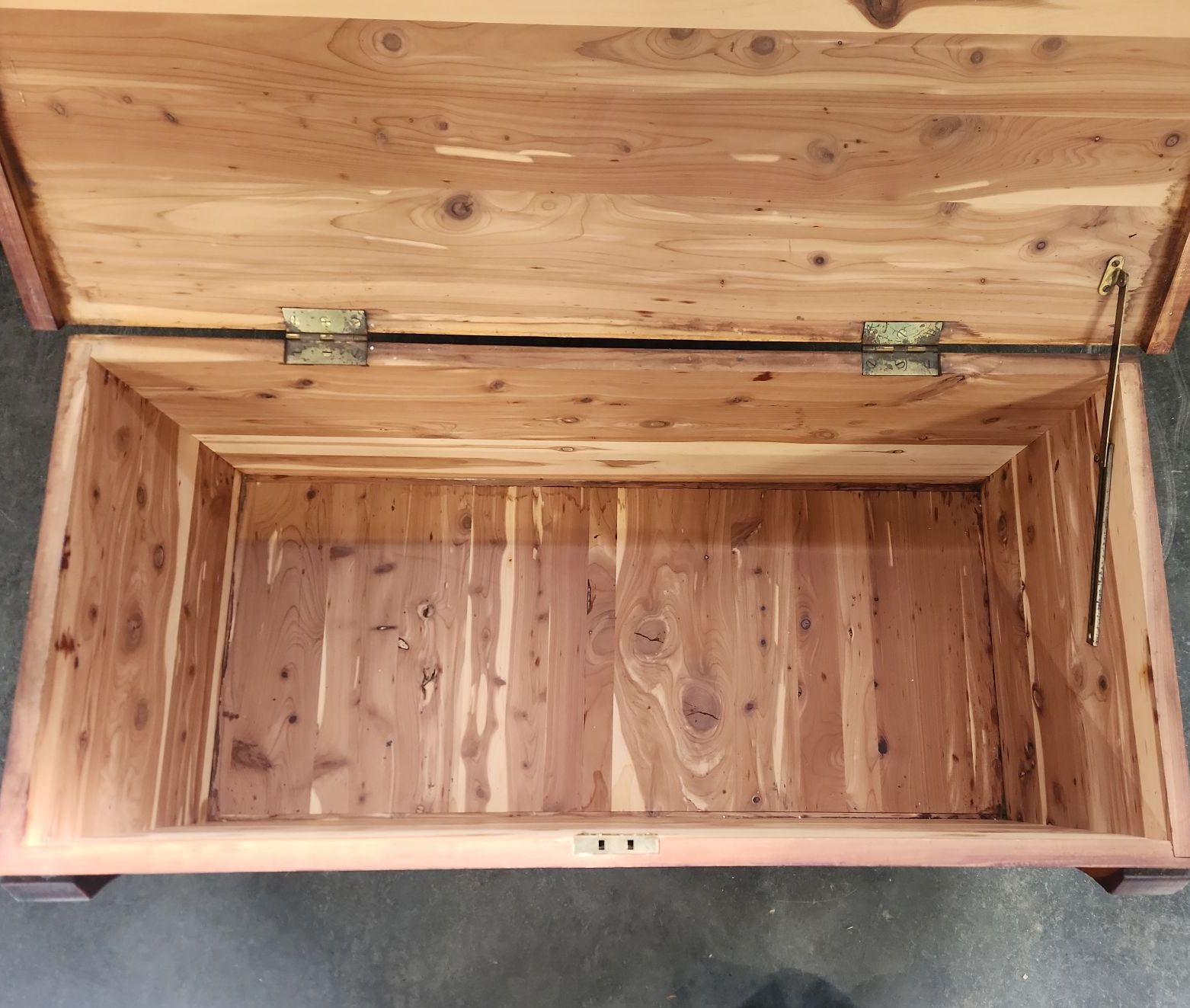 Vintage Cedar Chest - image 4 of 14
