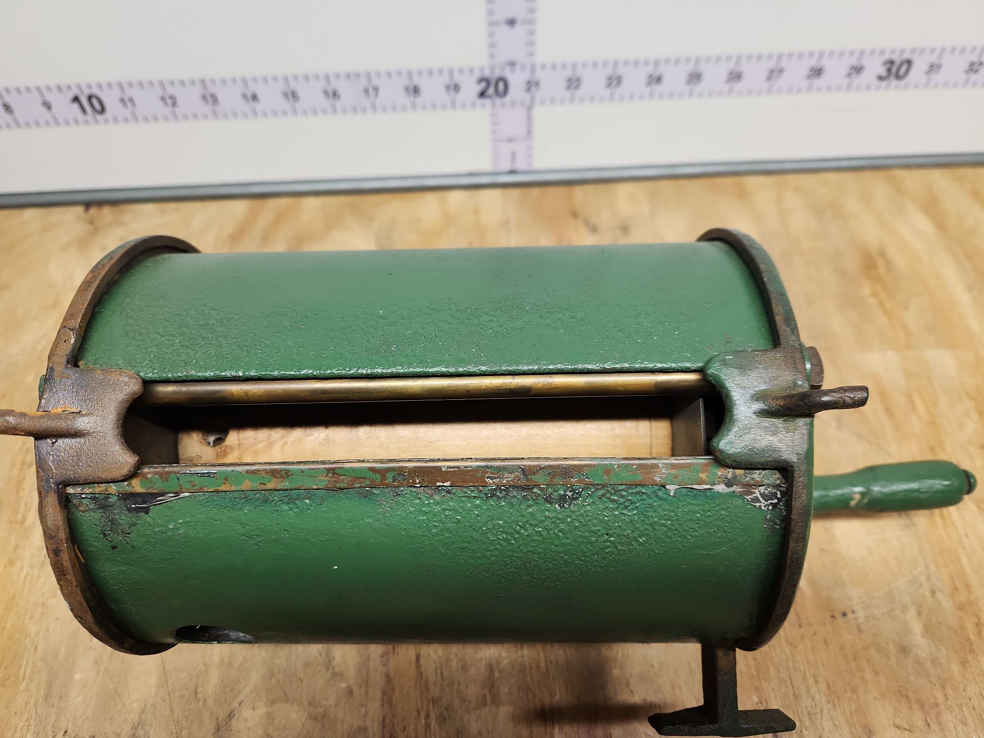Antique Jiffy Clothes Line Reel - image 5 of 11