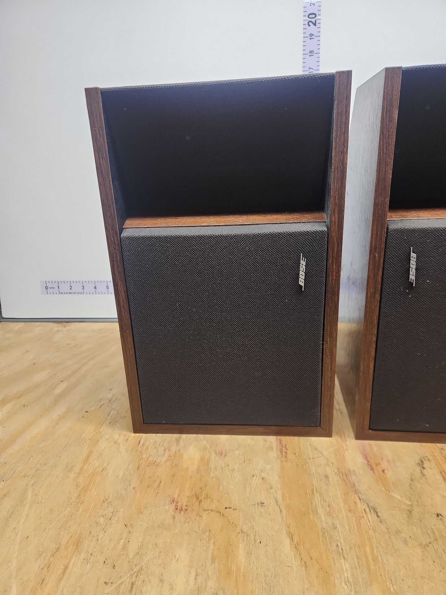 Bose 201 Series II Bookshelf Speakers - image 2 of 12