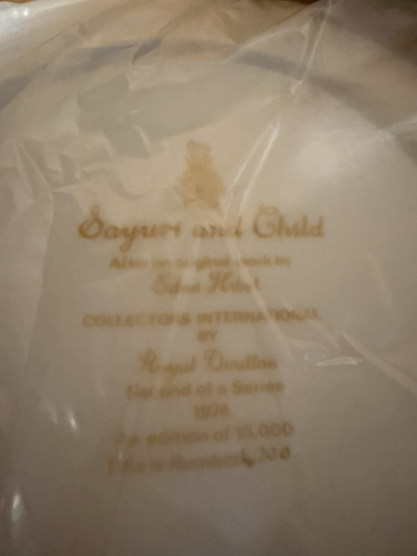 Royal Doulton Edna Hibel-inspired mother-and-child collectible plates - image 6 of 9