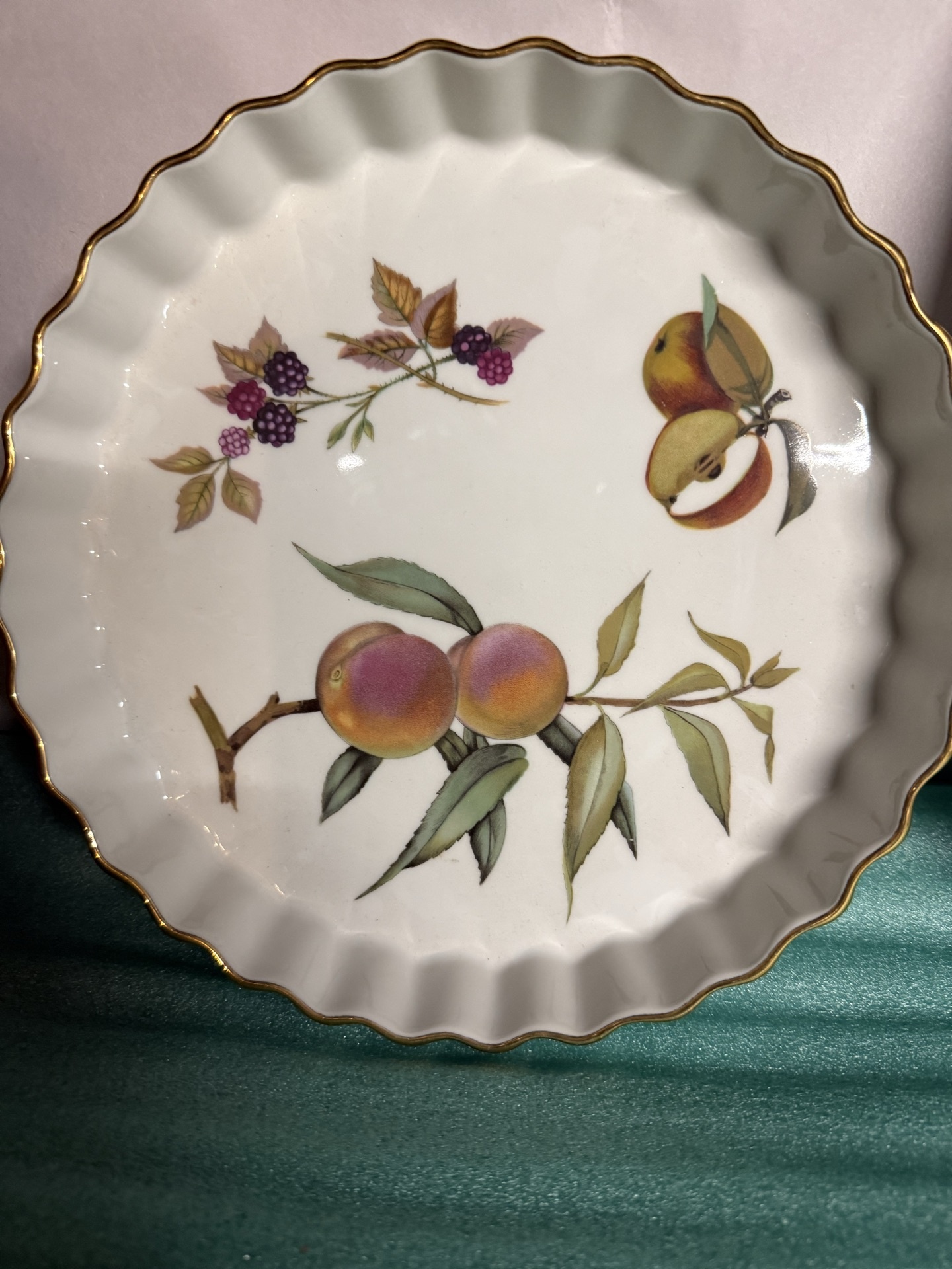 Royal Worcester porcelain dinnerware: round fruit plate and oval floral platter - image 2 of 6
