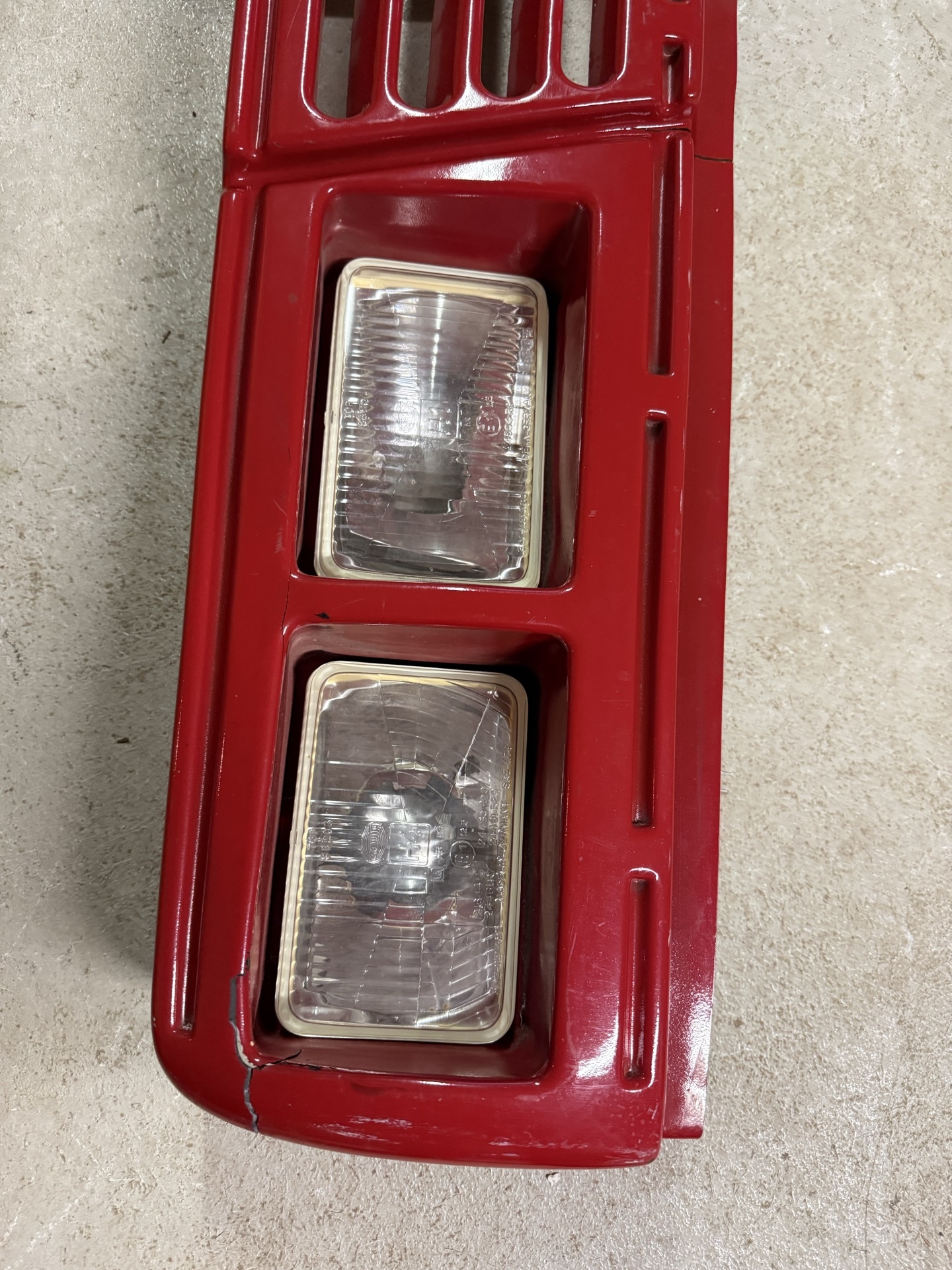 Red front grille with integrated rectangular headlights and related automotive parts - image 2 of 7