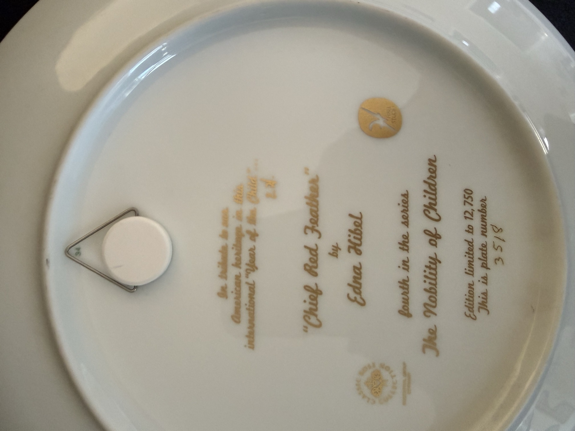 Set of five decorative portrait porcelain plates - image 2 of 6