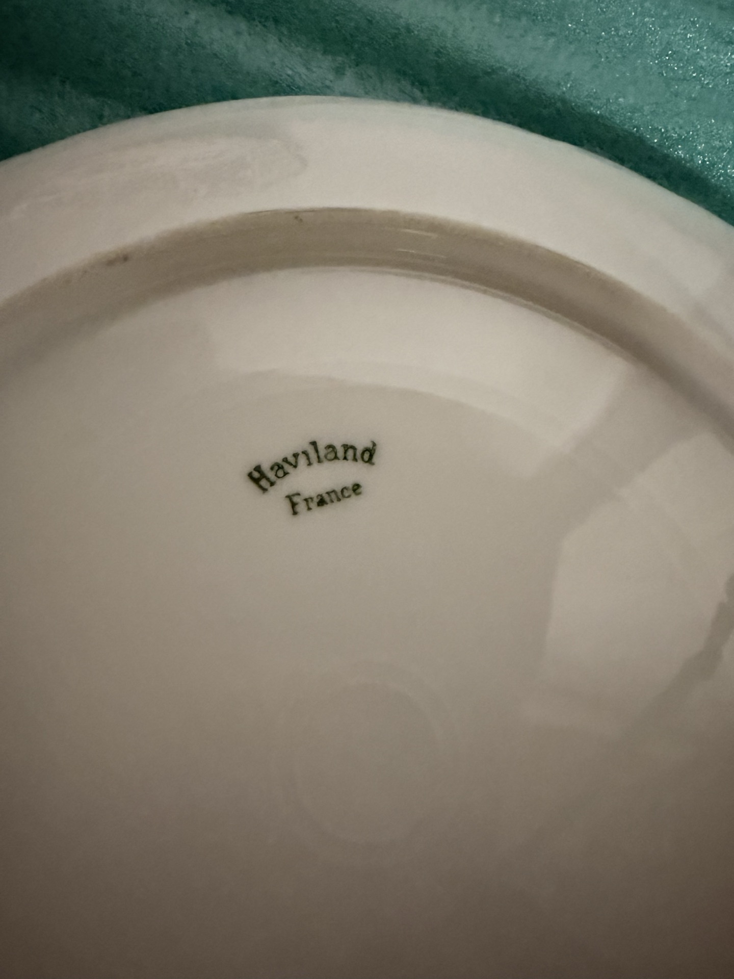 Set of four decorative porcelain plates with floral designs - image 8 of 10