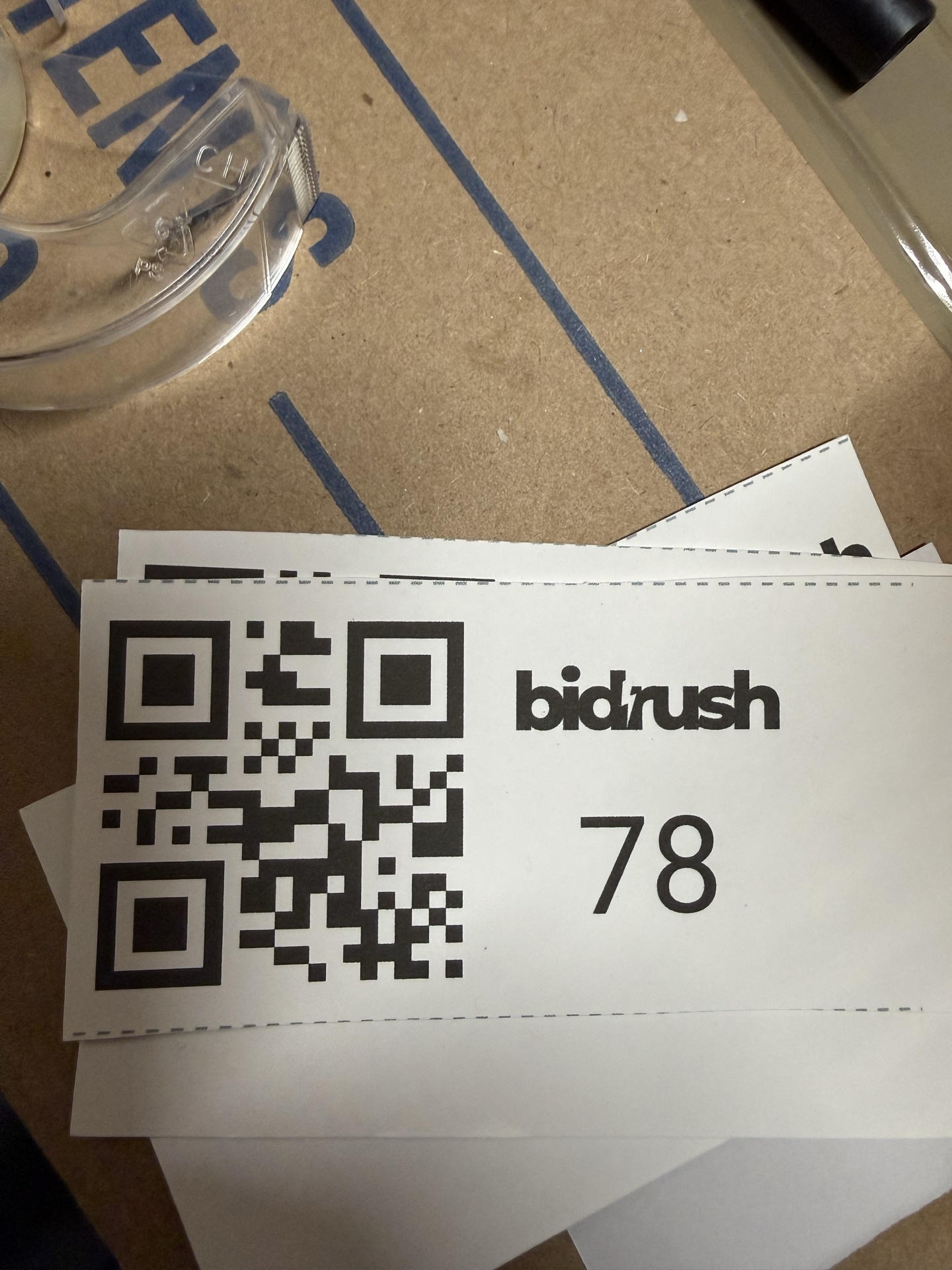 Infrared heater on tripod stand - image 4 of 4