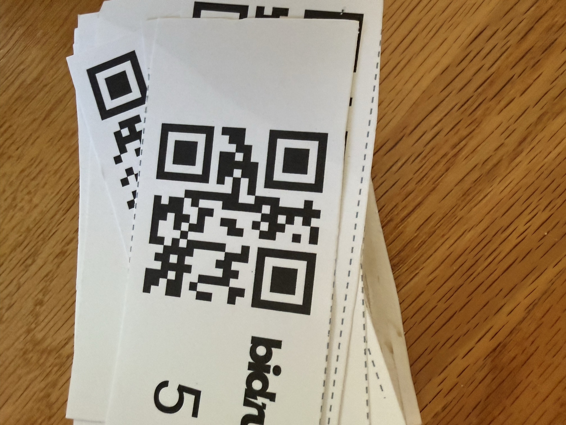 Curved gray patterned sectional sofa - image 5 of 5