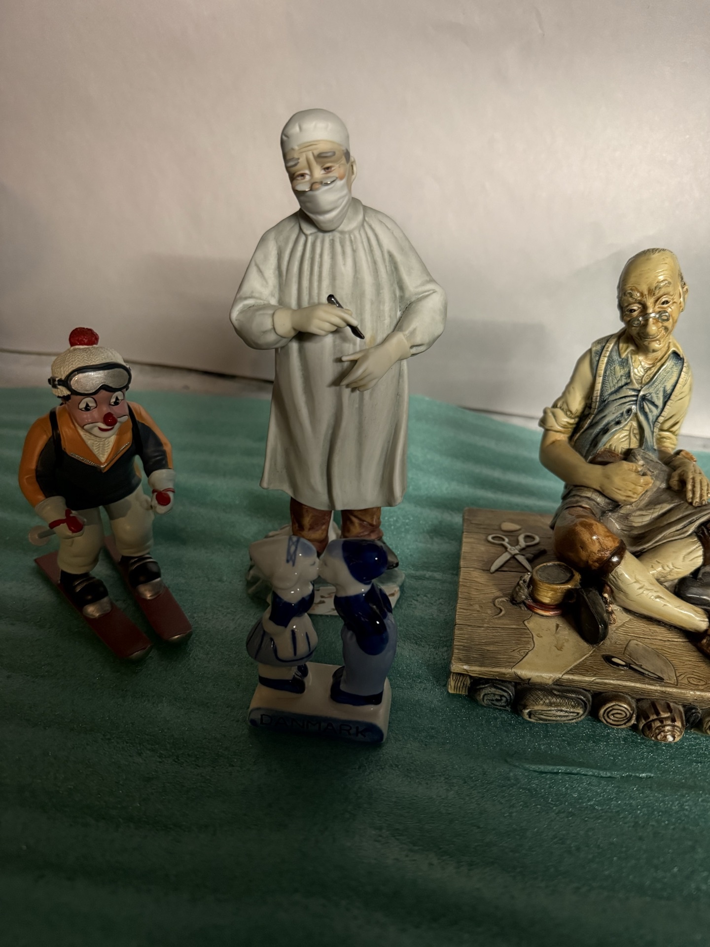 Vintage Naturecraft England figurine trio - image 1 of 6