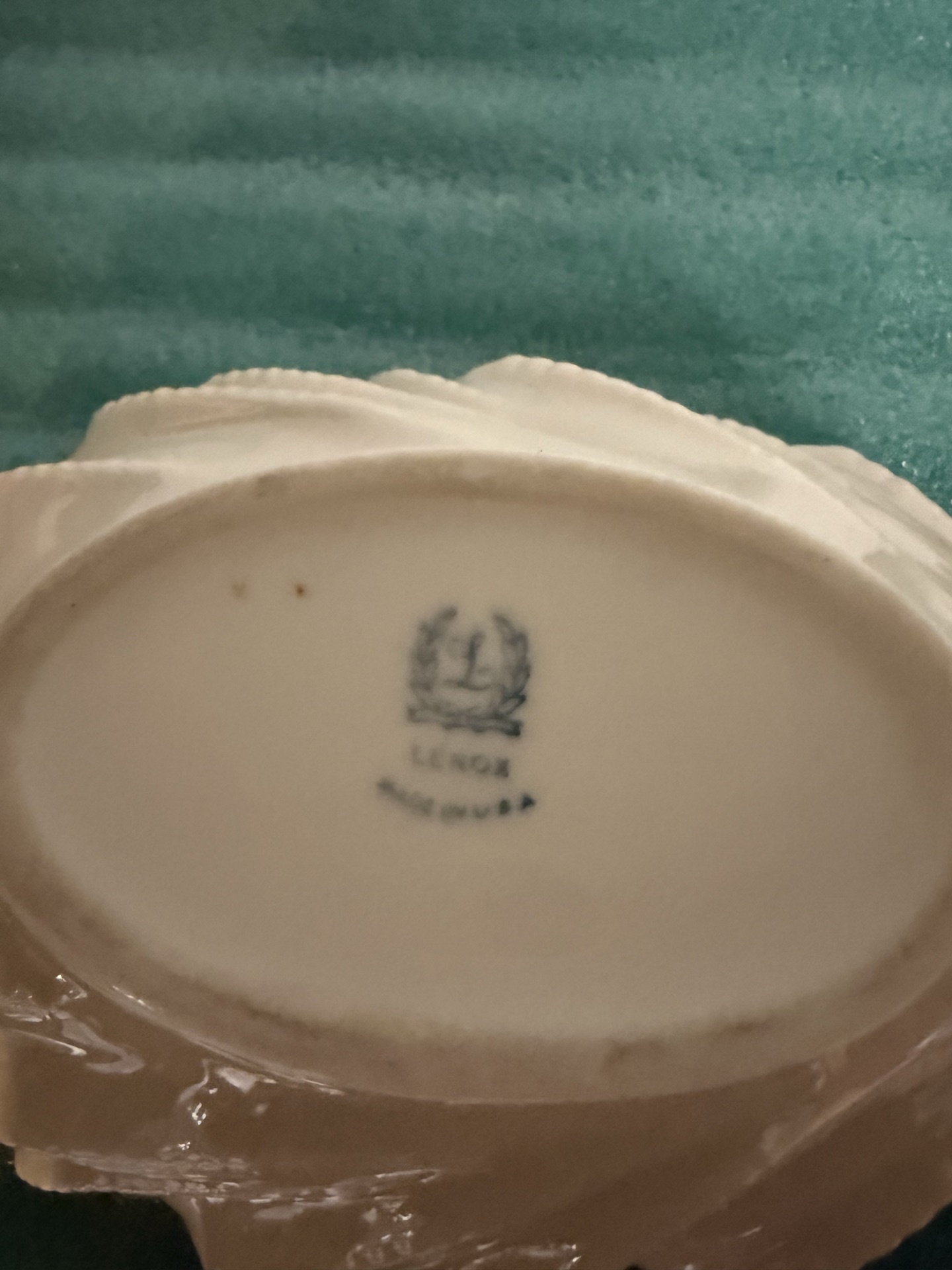 Lenox Dance of the Dolphins porcelain set - image 6 of 7