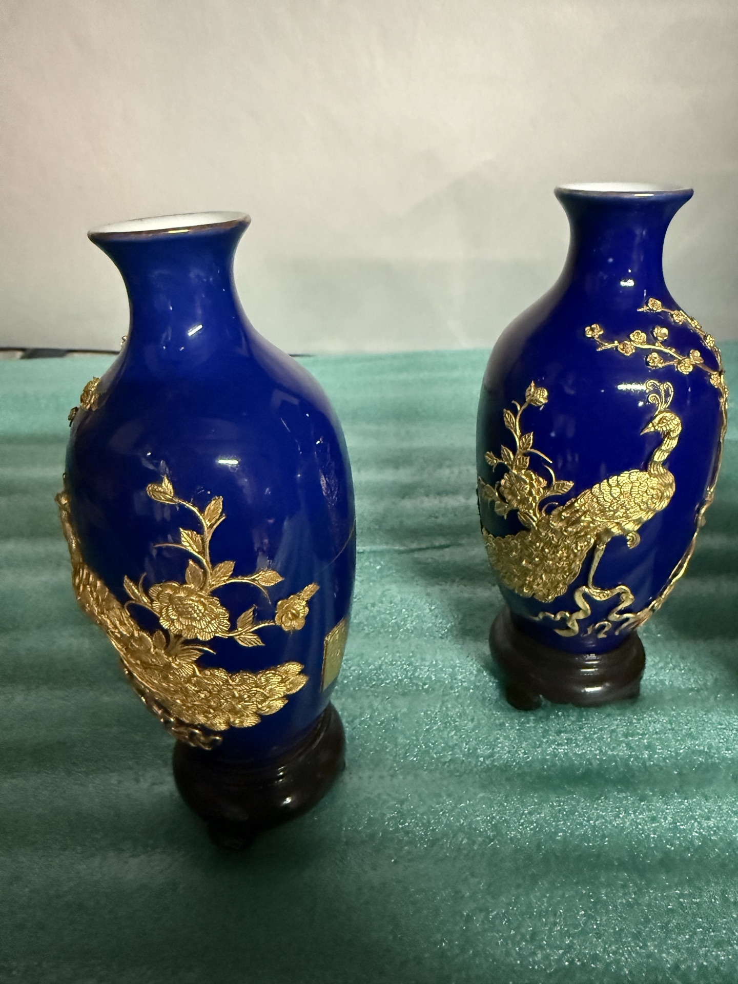 Blue and cobalt porcelain vases and ewer with gold gilt - image 2 of 5