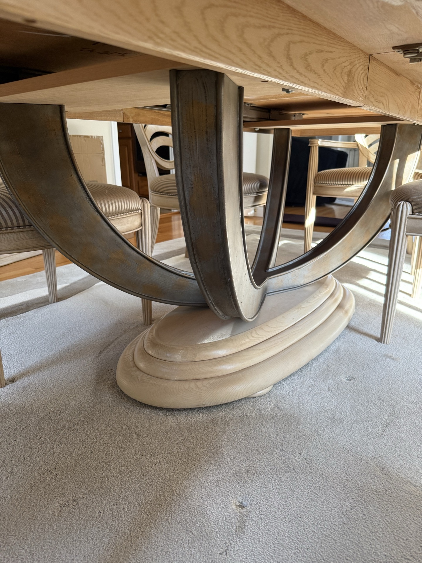 Oval dining table with pedestal base and 6 upholstered chairs - image 2 of 8