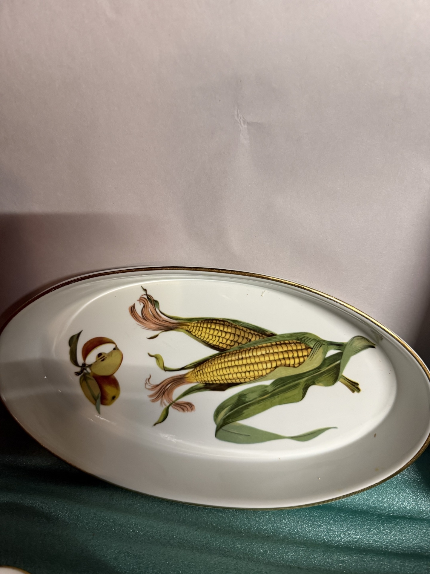 Royal Worcester Evesham porcelain tableware set - image 3 of 10