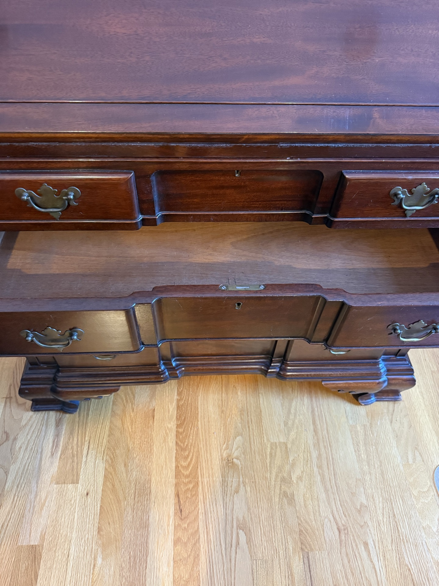 Antique mahogany slant-front desk with upper cabinet - image 6 of 9