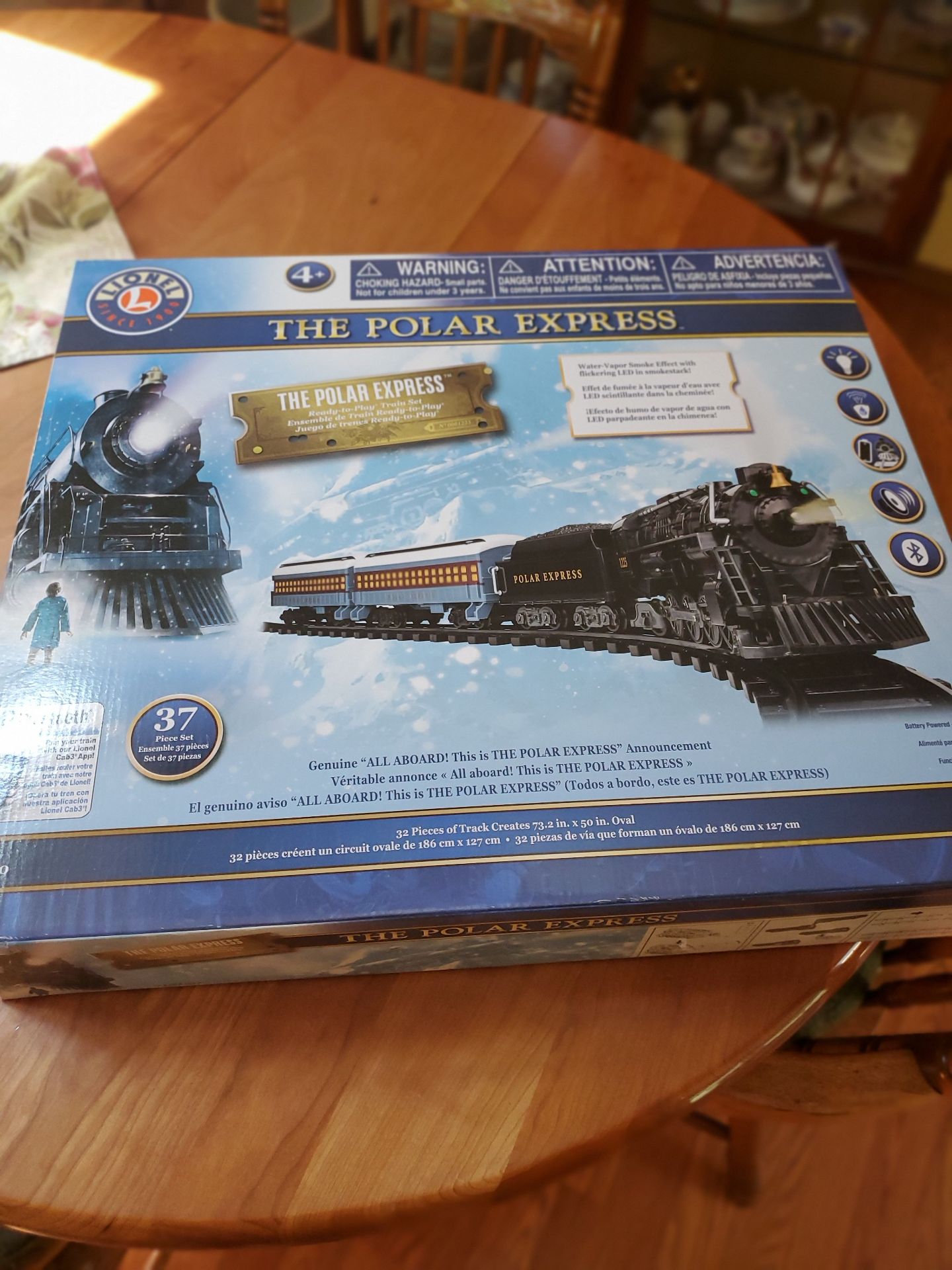 Lionel Polar Express Train With Bluetooth - image 1 of 8