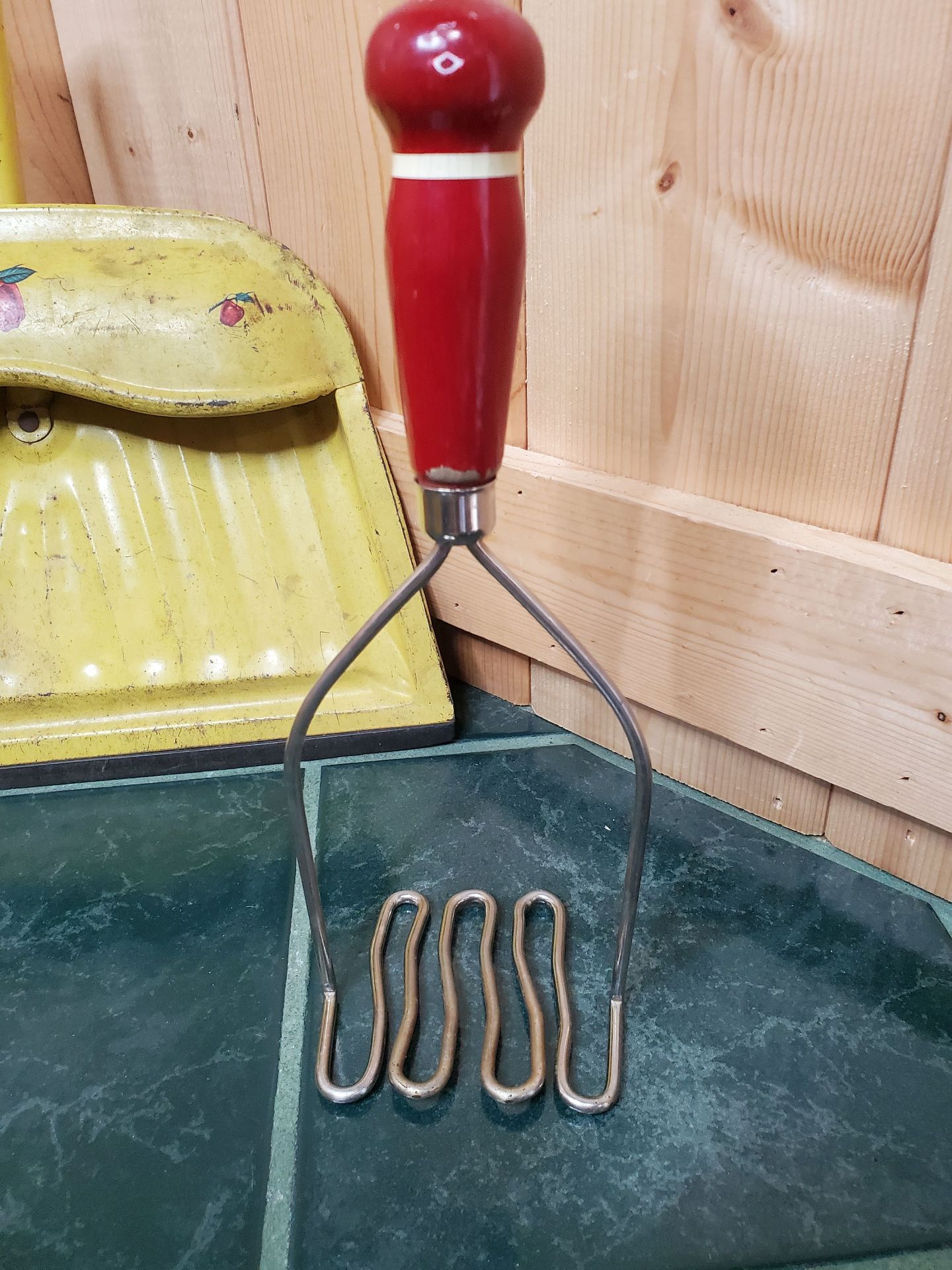 Another Handy Vintage Lot - image 6 of 8