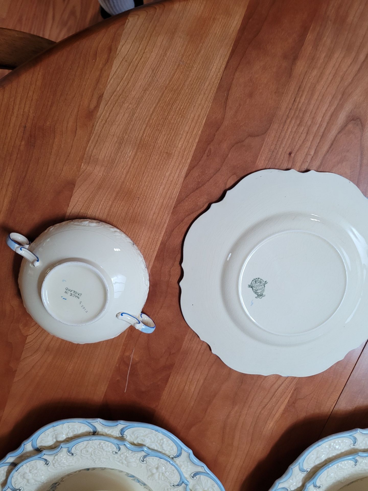Set of Crown Dlucal Floral Dinner And Salad Plates With Bowls - image 7 of 8