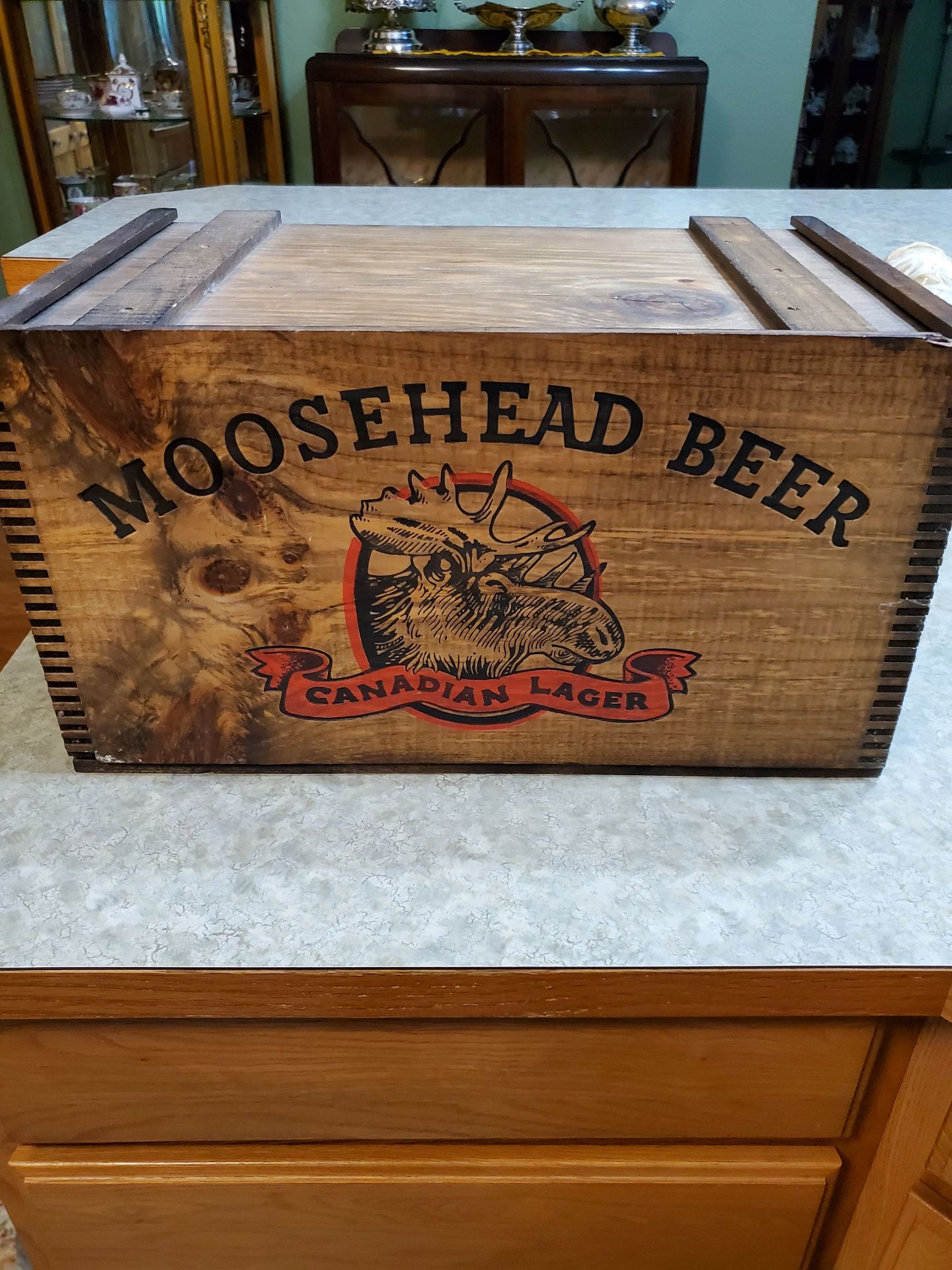 Moosehead Beer Box. - image 5 of 7
