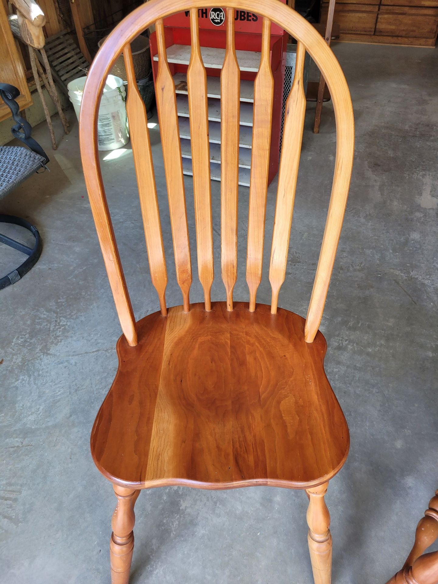 Amish Chairs. - image 2 of 4