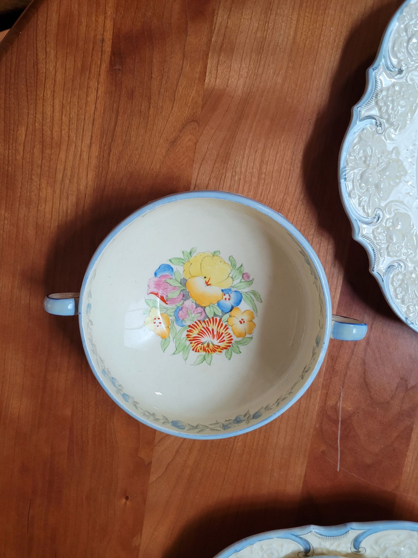 Set of Crown Dlucal Floral Dinner And Salad Plates With Bowls - image 6 of 8