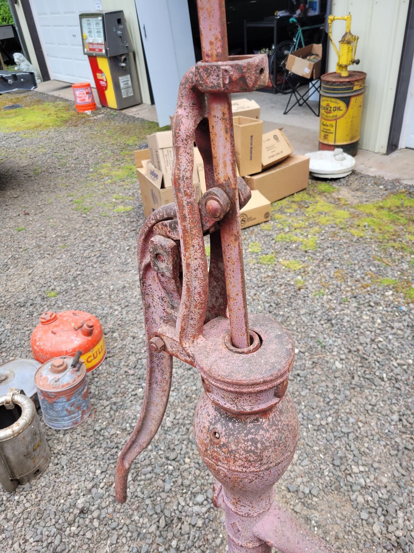 Antique Water Pump - image 5 of 7