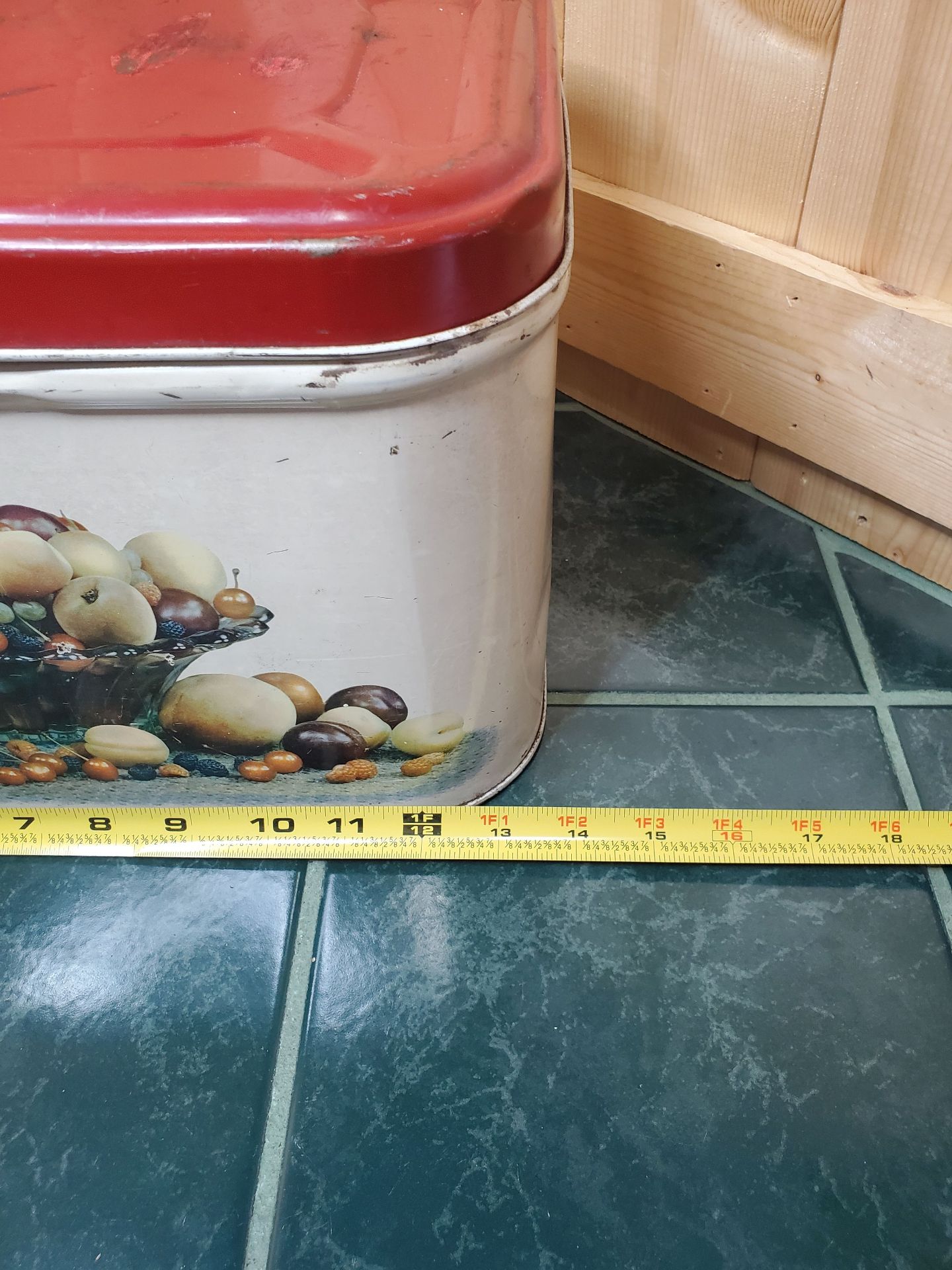 Vintage Bread Box. - image 6 of 7