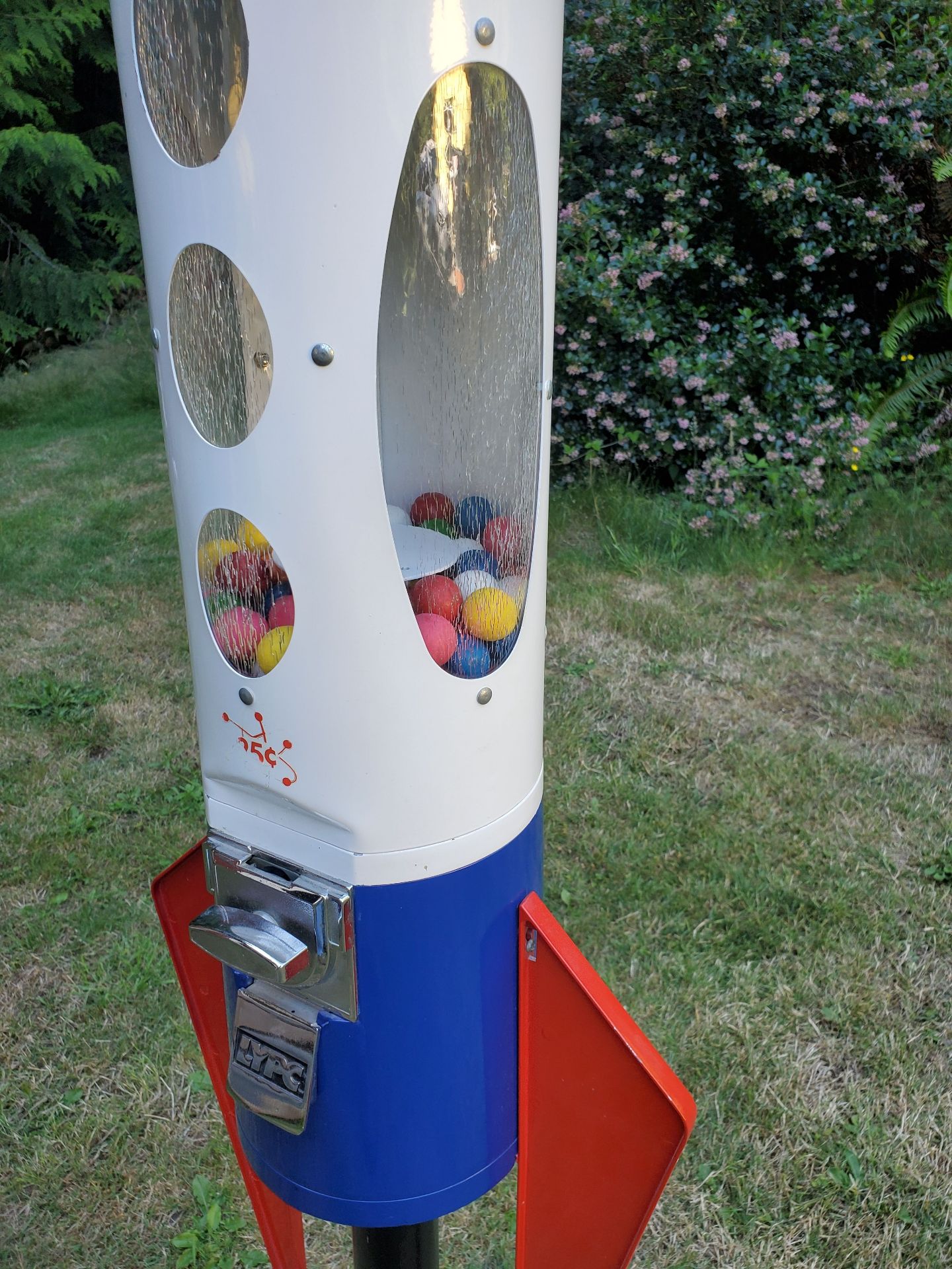 LYPC Retro Rocket Gumball Machine - image 5 of 7