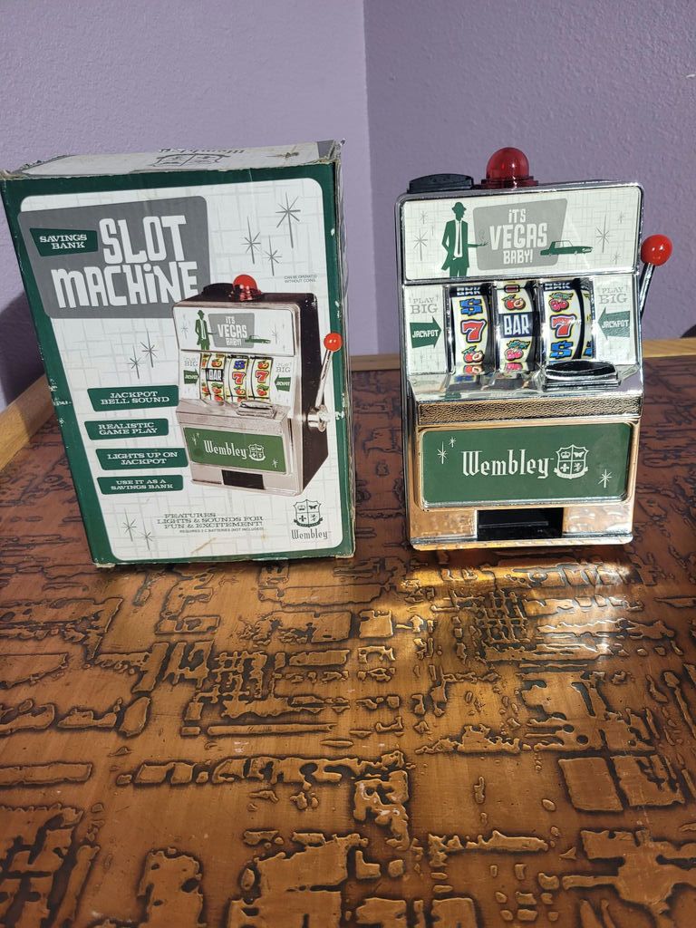 Toy Slot Machine And Coin Sorter Bank - image 2 of 5