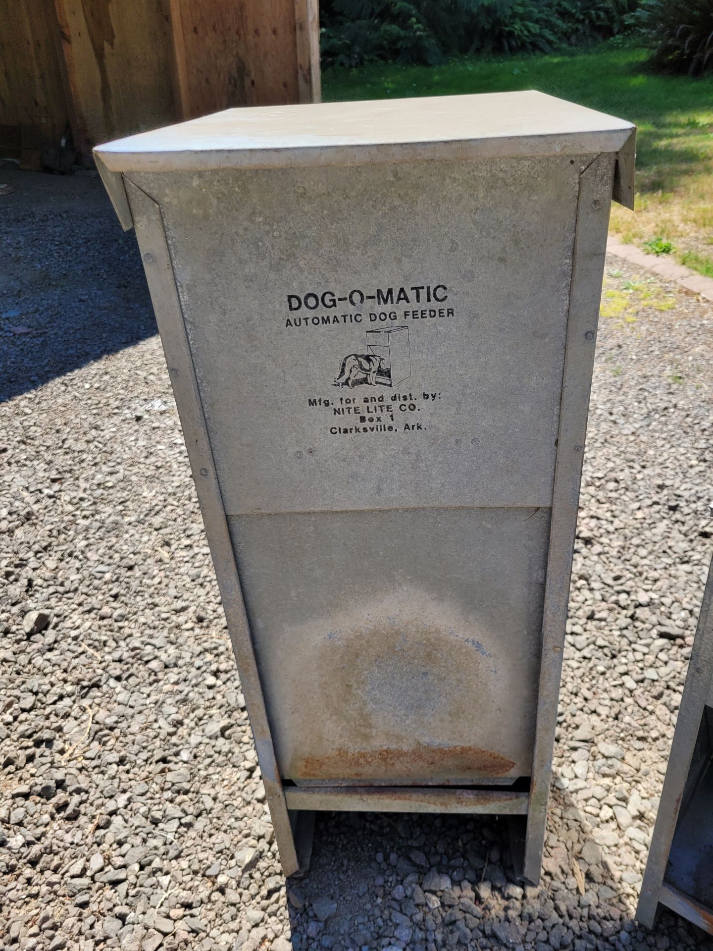 Dog Feeder Boxes - image 2 of 5