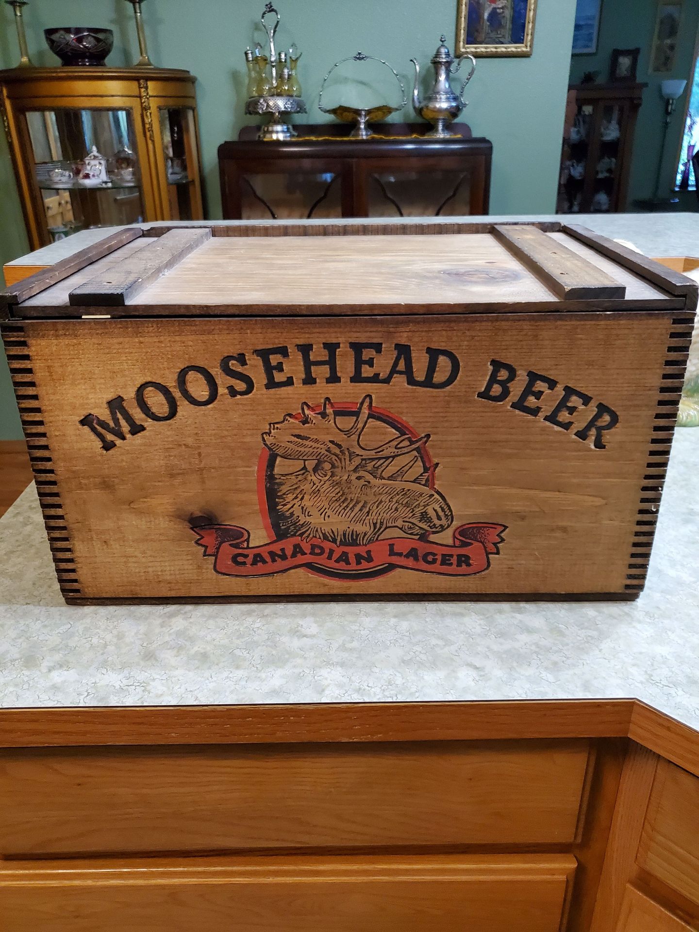Moosehead Beer Box. - image 1 of 7